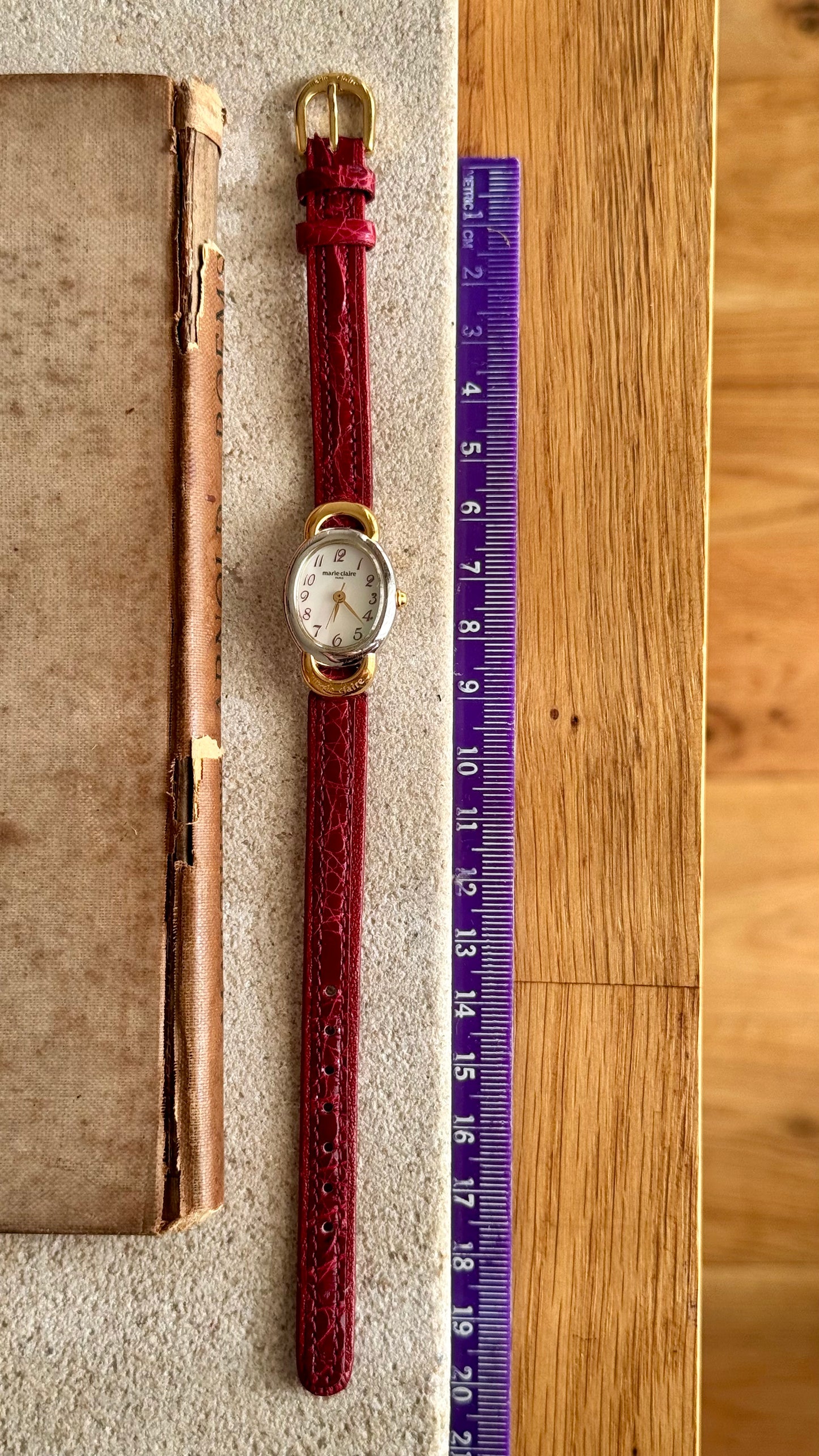Marie Claire Vintage Watch 1990s - Near mint, Mother of Pearl Dial