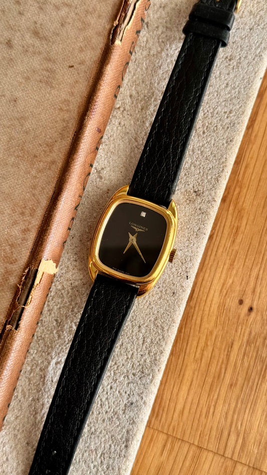Longines Ladies Watch - Manual Wind - Near mint with original leather and buckle