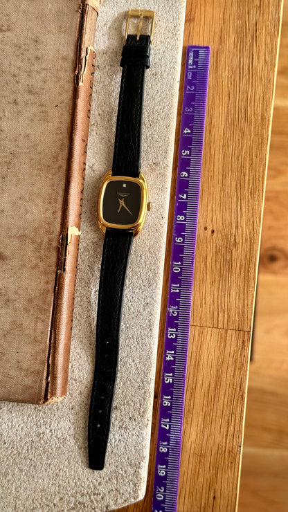 Longines Ladies Watch - Manual Wind - Near mint with original leather and buckle