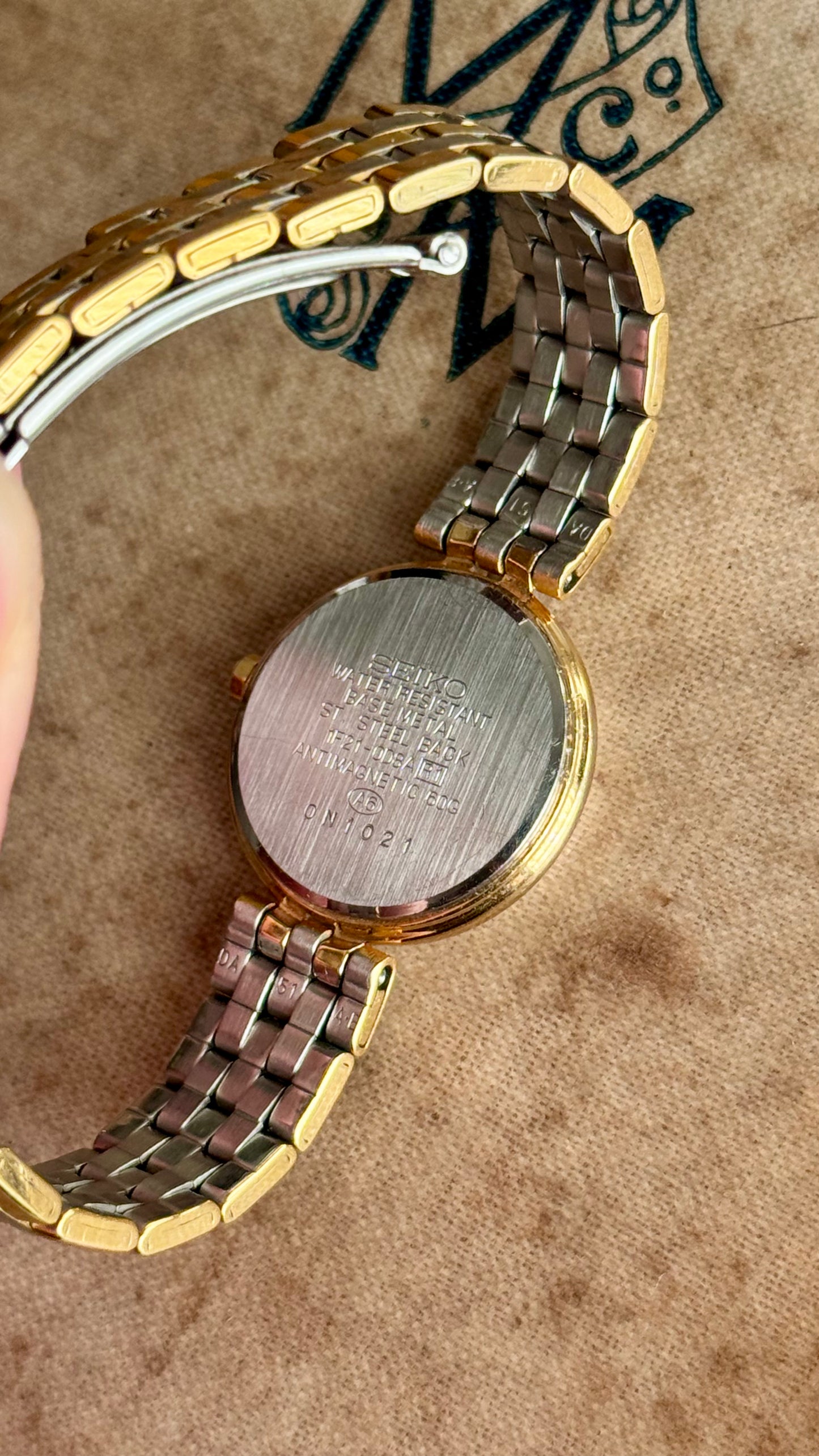 1990 Vintage Seiko Creo Watch - Near mint condition