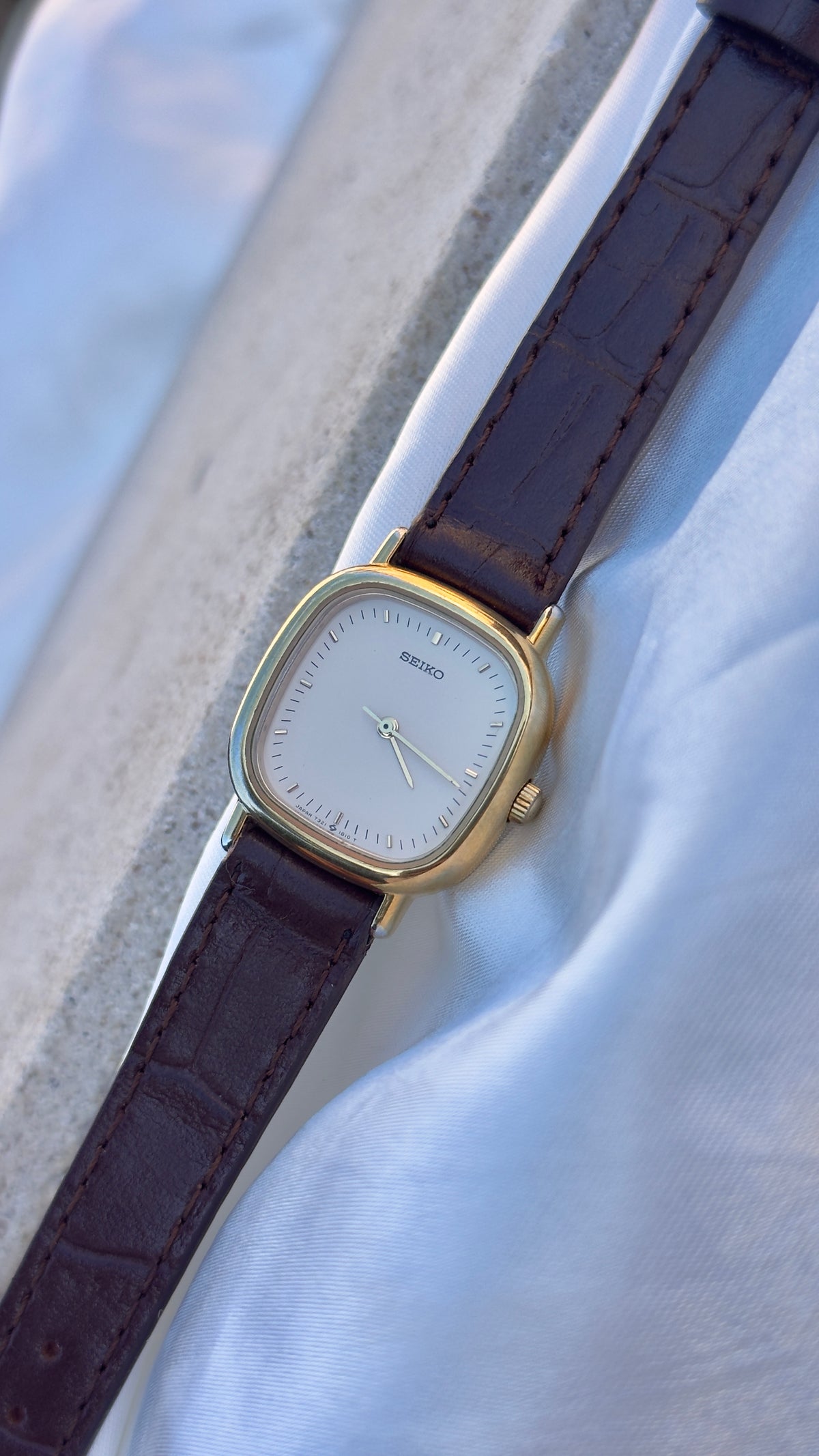 Vintage 1985 Seiko Watch - Gold Plated Case, Genuine Handmade Leather