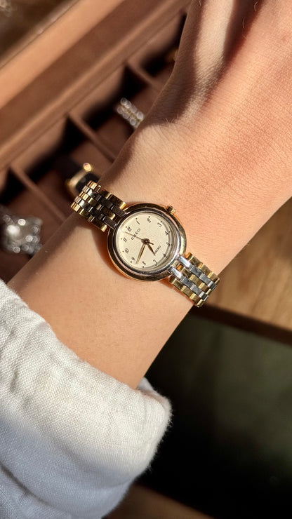 1990 Vintage Seiko Creo Watch - Near mint condition