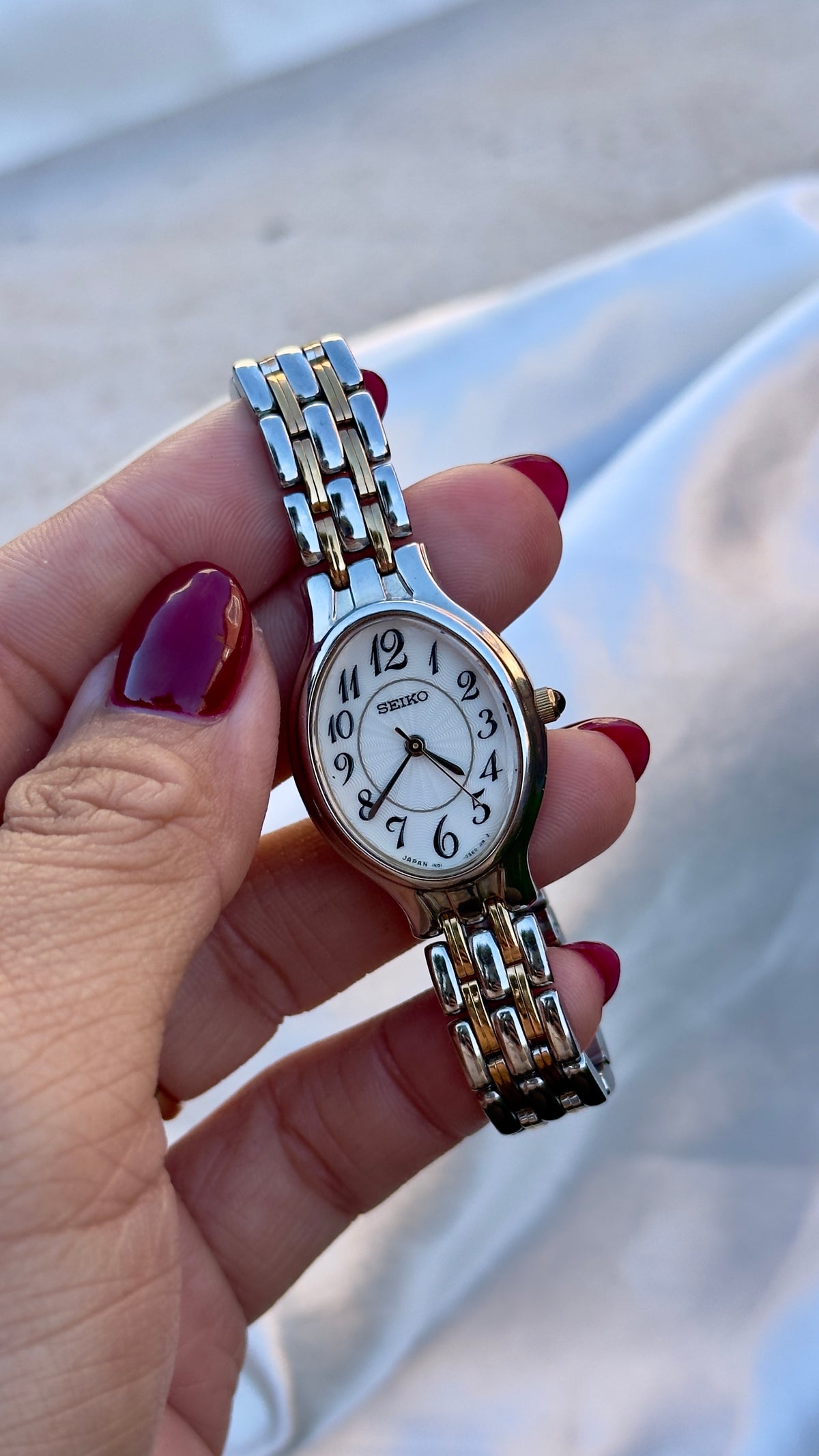 Classic Seiko Oval Vintage Watch 1997