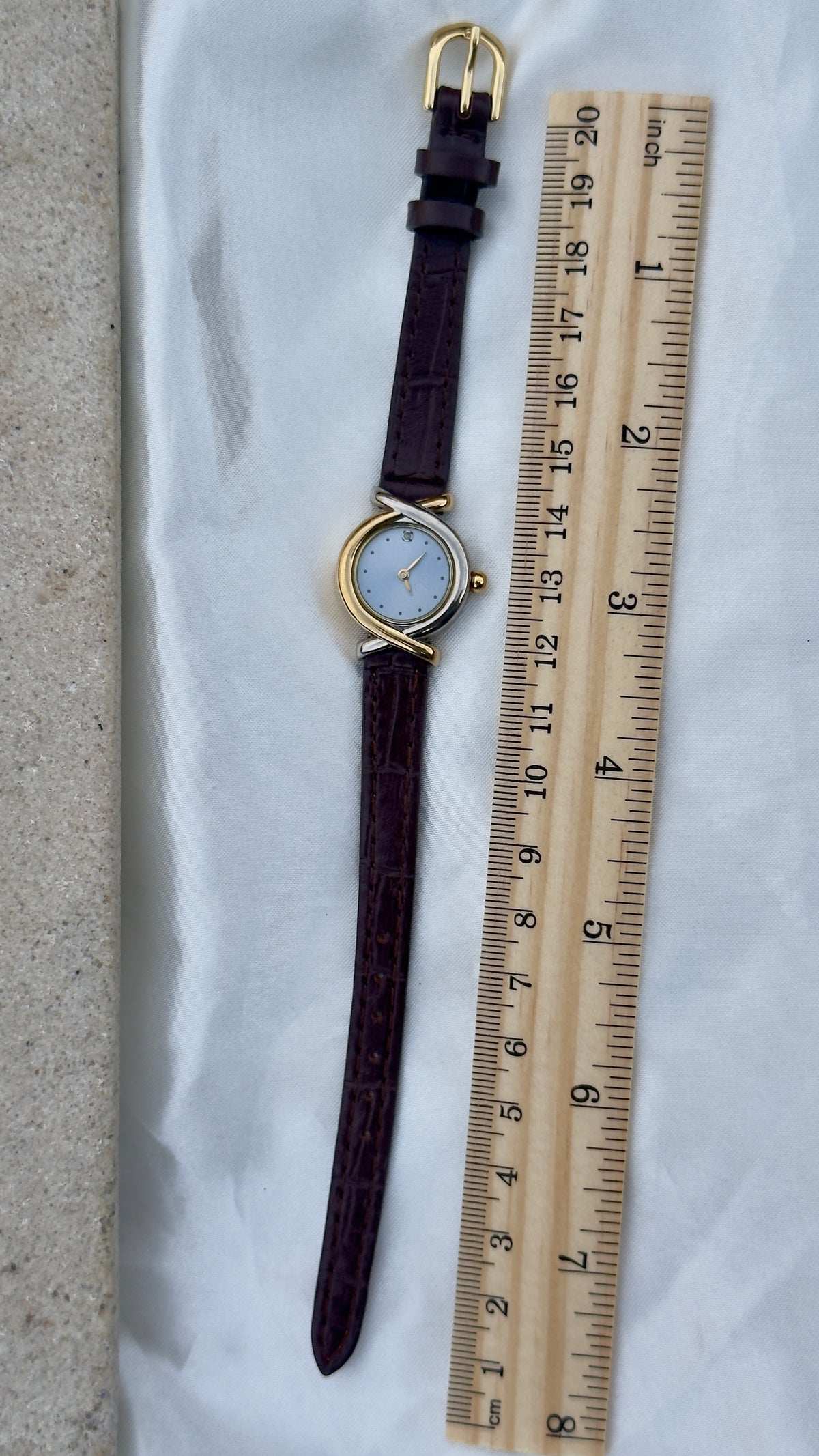 Vintage 1990s Citizen Pola Watch - Two-toned Case, Genuine Handmade Leather