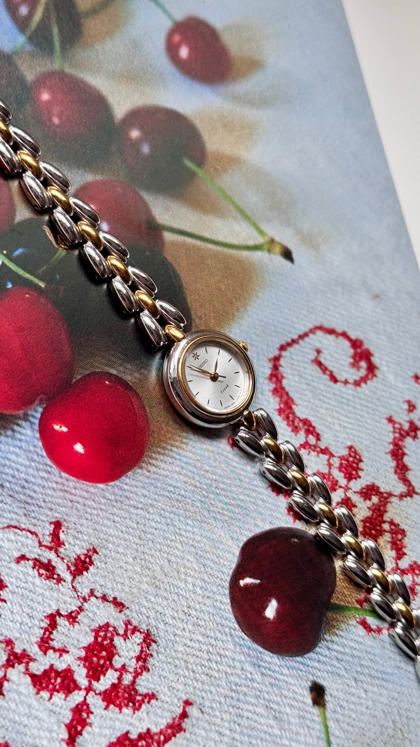 Vintage Seiko Tissé watch 1990 - Near Mint Condition