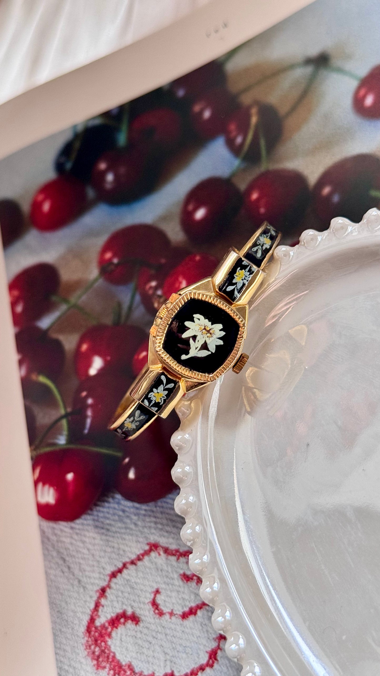 Peek-a-boo Watch Collection