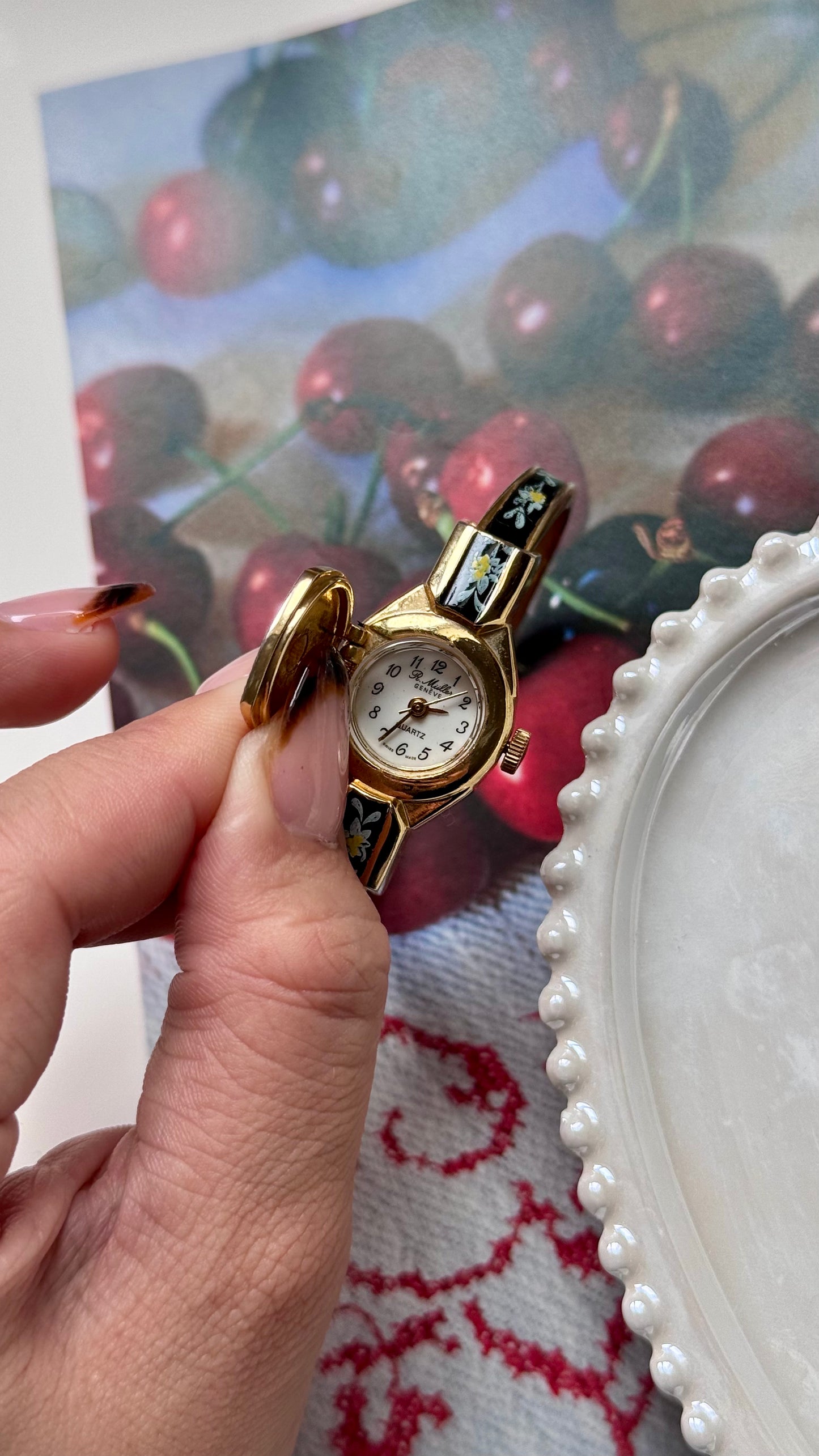 Peek-a-boo Watch Collection