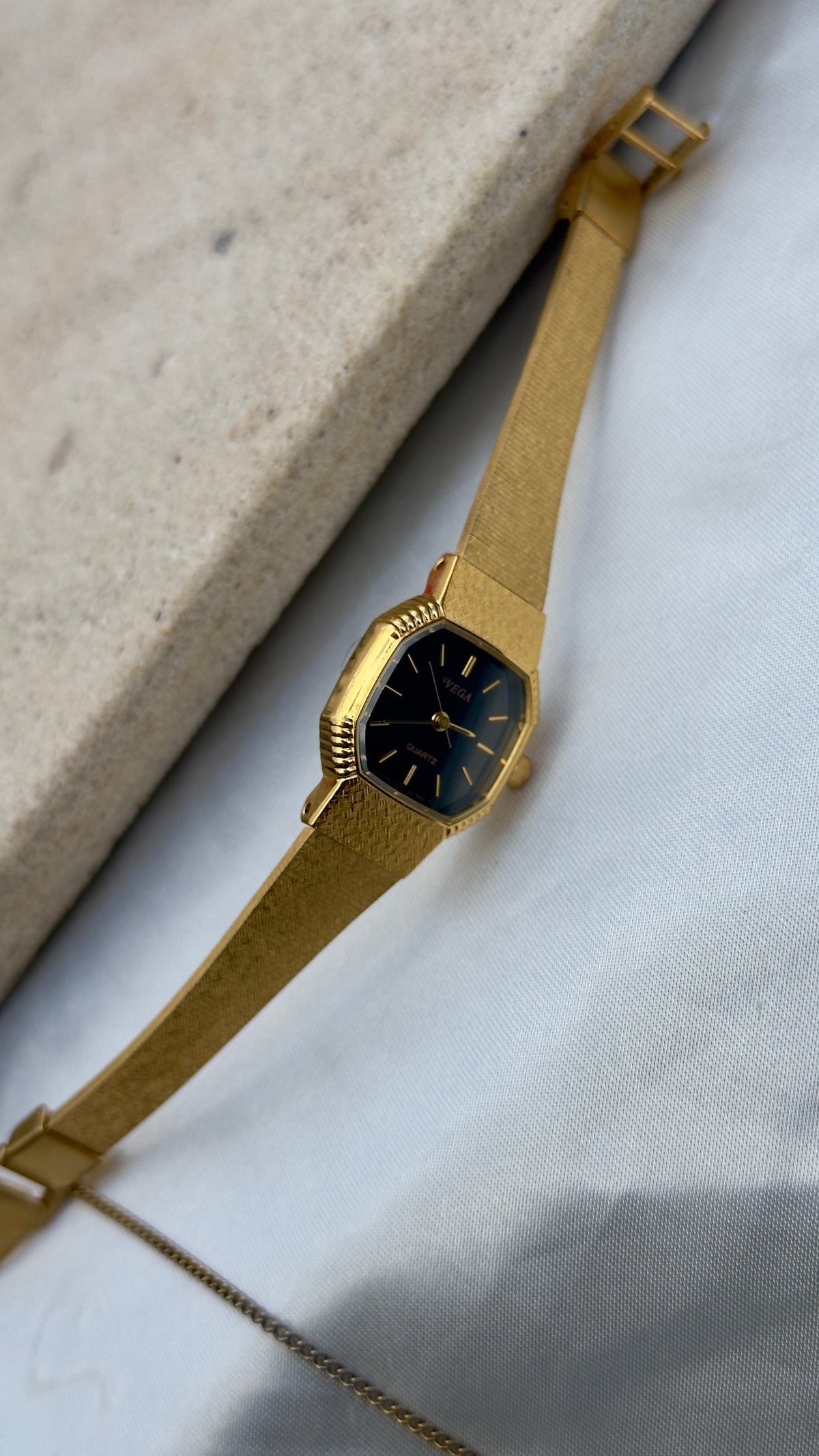 1995 Classic Citizen Vega Vintage Watch - 18ct Gold Plated