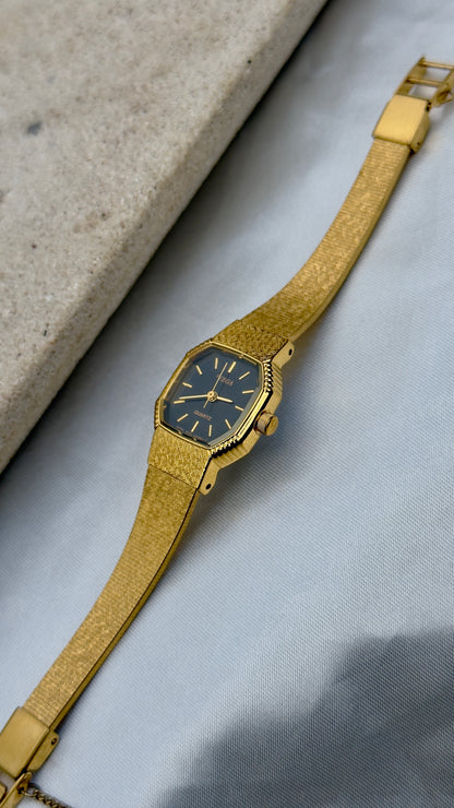1995 Classic Citizen Vega Vintage Watch - 18ct Gold Plated