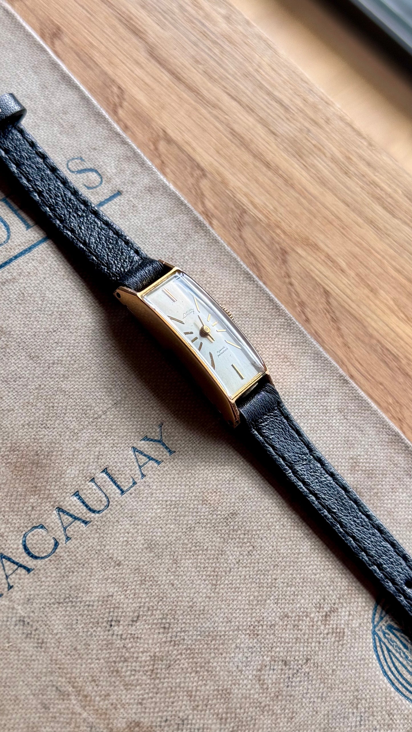 Vintage Citizen Watch 1960s - 17 jewels, 20 microns gold plated