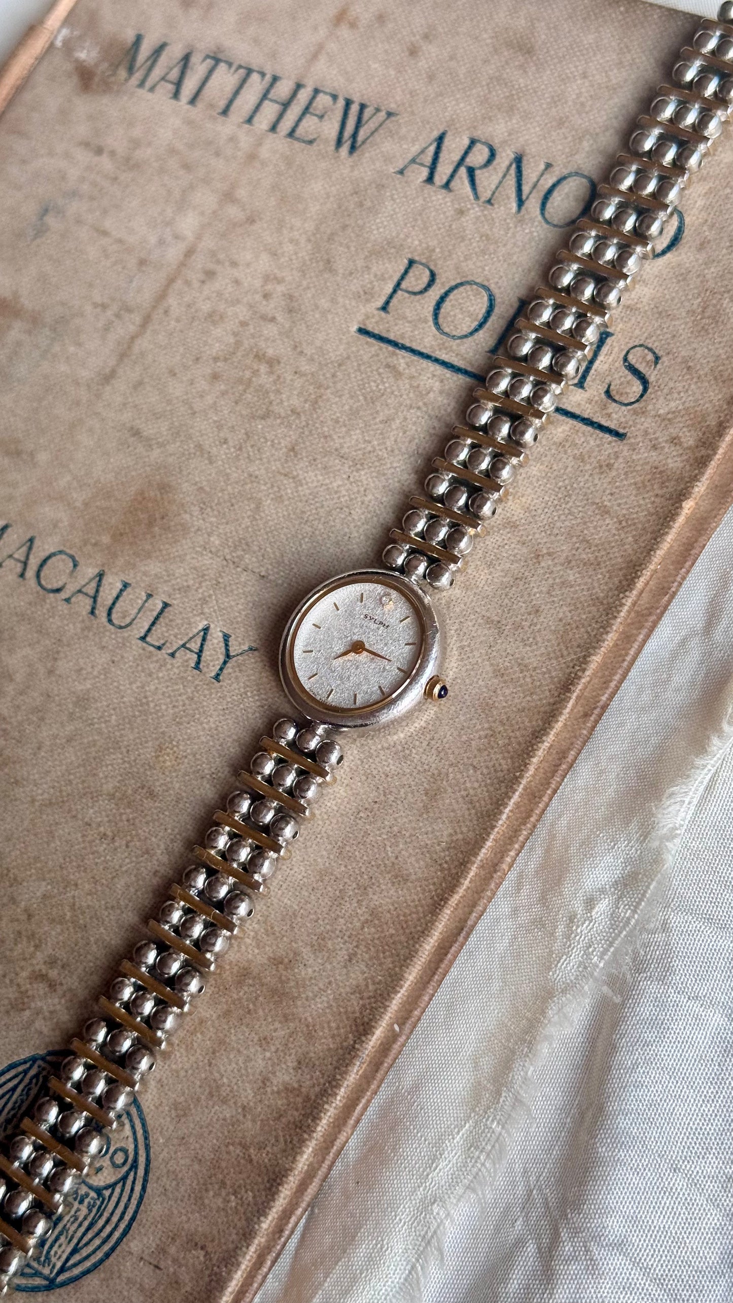 Dainty Citizen Sylph Watch 1999
