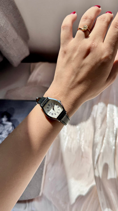 Yurie Nitani vintage watch