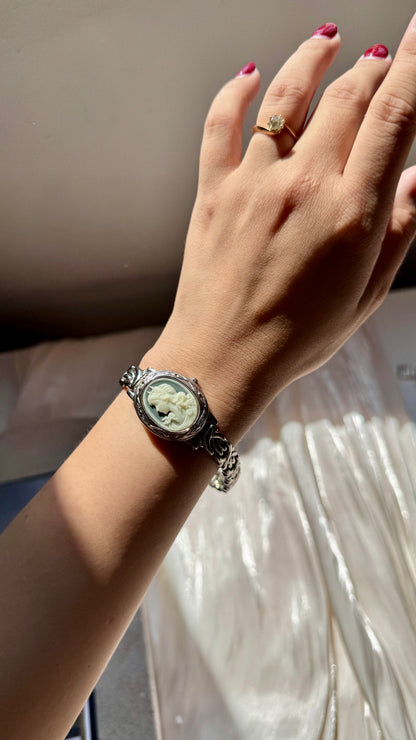 Valentino Michelle Cameo Peekaboo vintage ladies watch