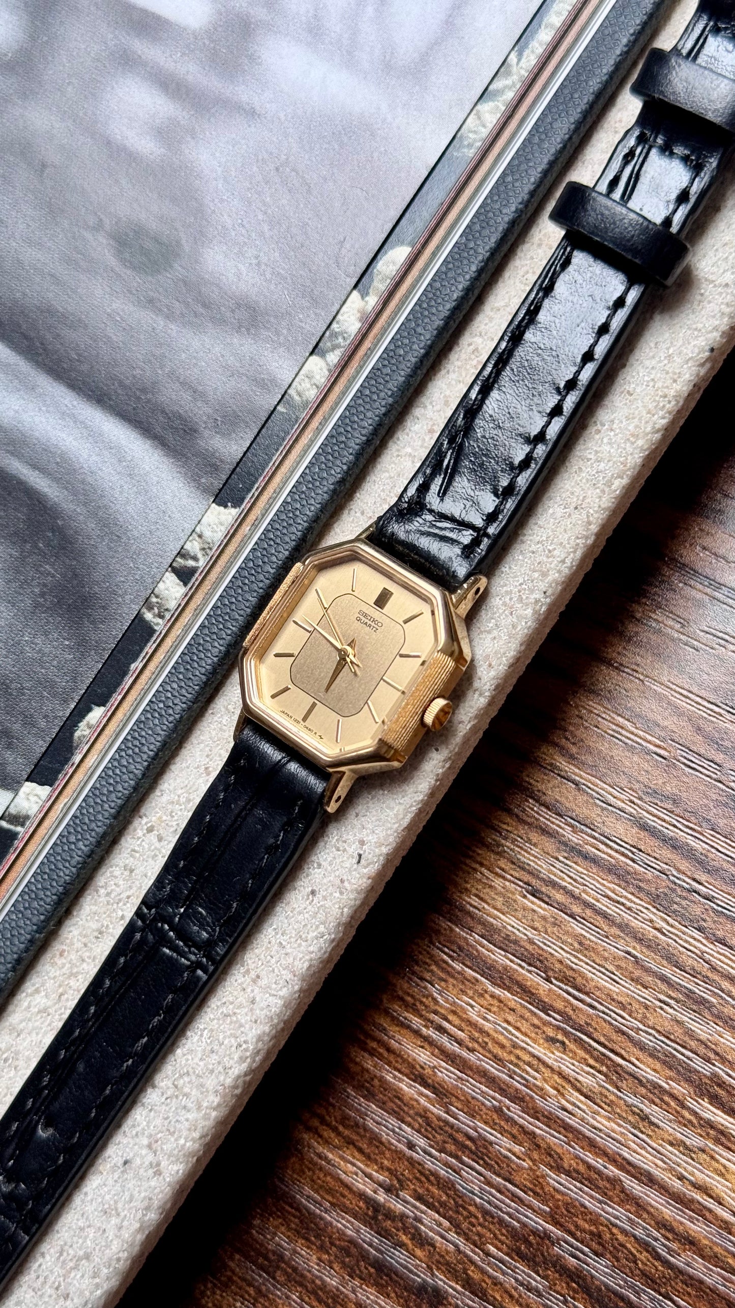 Classic Seiko Vintage Watch 1993 - Gold plated case, gold-filled buckle