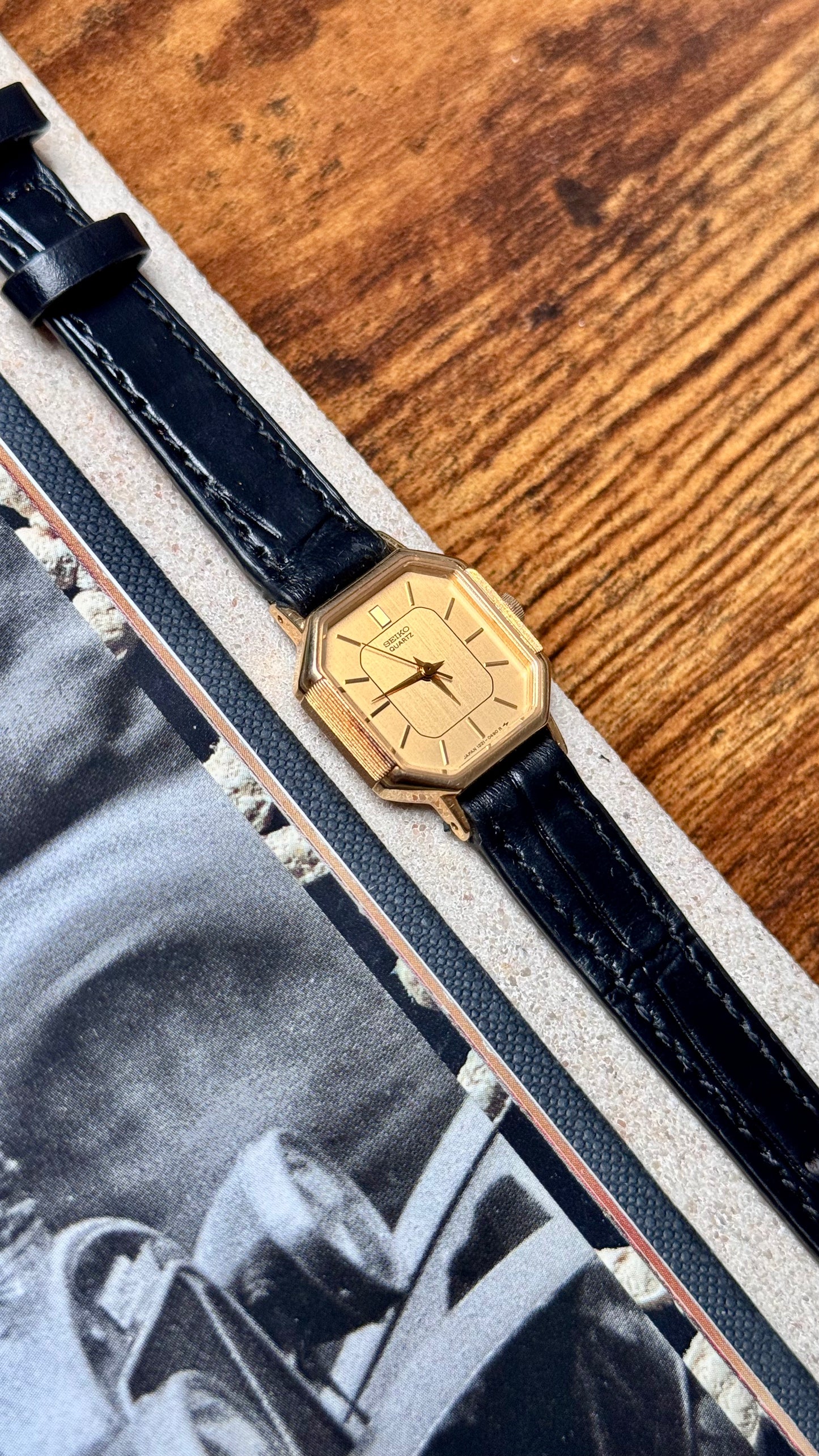 Classic Seiko Vintage Watch 1993 - Gold plated case, gold-filled buckle