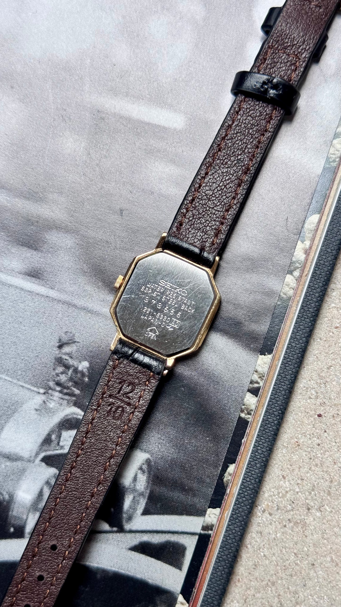 Classic Seiko Vintage Watch 1993 - Gold plated case, gold-filled buckle