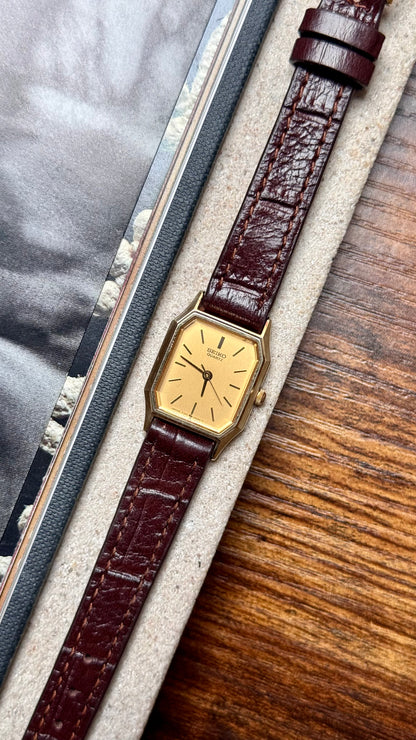 Classic Seiko Vintage Watch 1985 - Gold plated, original buckle