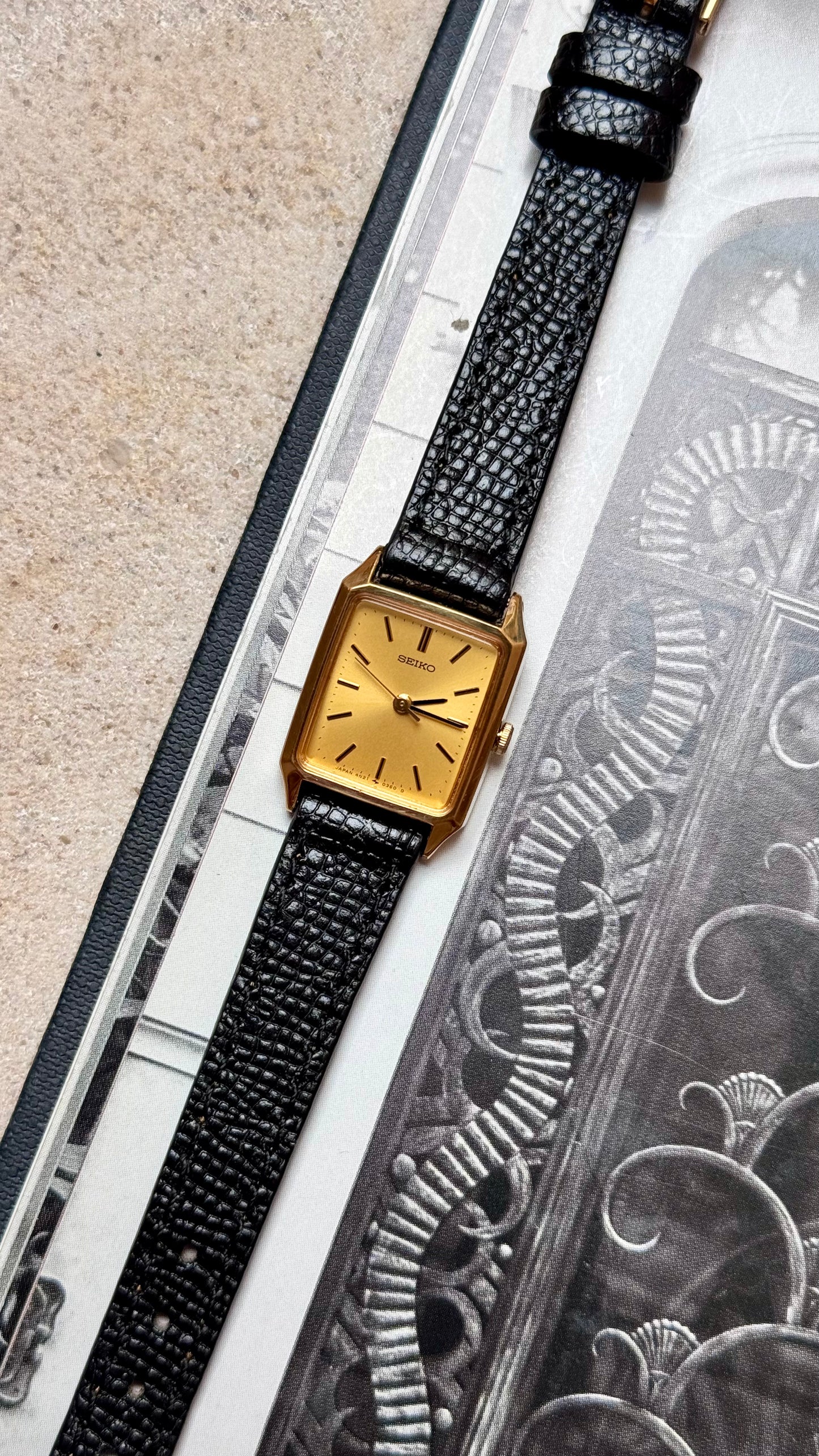 Classic Seiko Vintage Watch 1982 - Gold plated