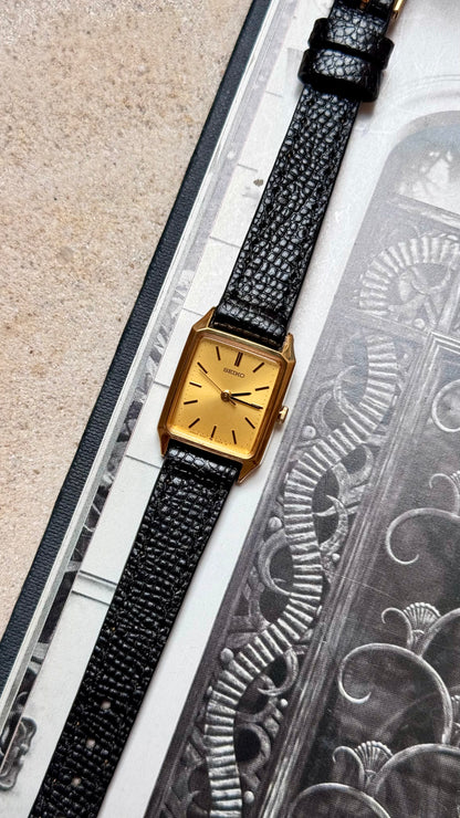 Classic Seiko Vintage Watch 1982 - Gold plated