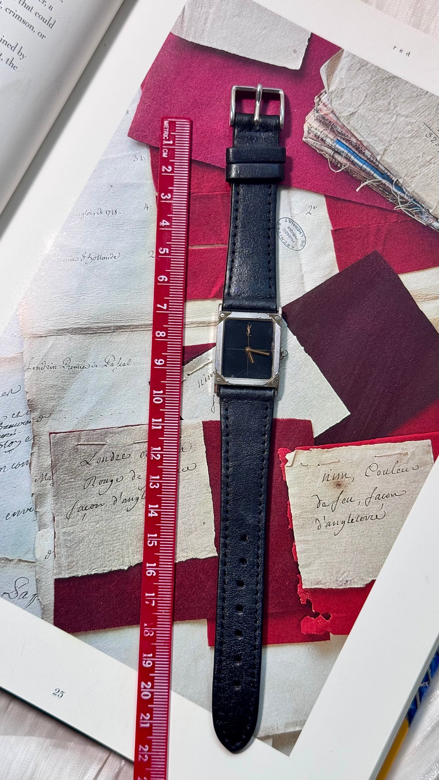 Yves Saint Laurent vintage watch (YSL)