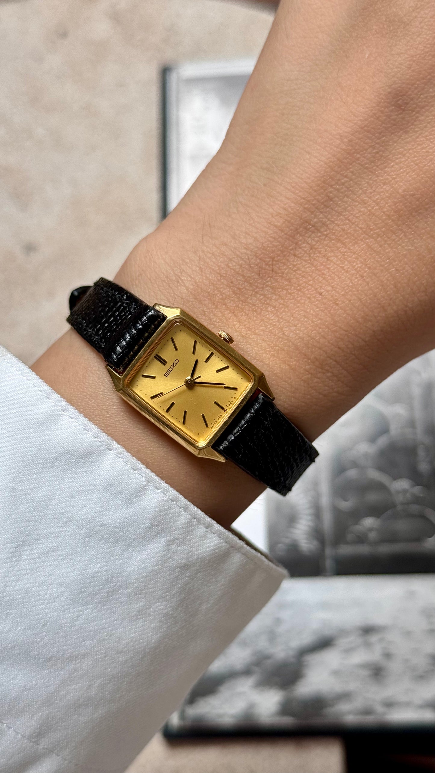 Classic Seiko Vintage Watch 1982 - Gold plated