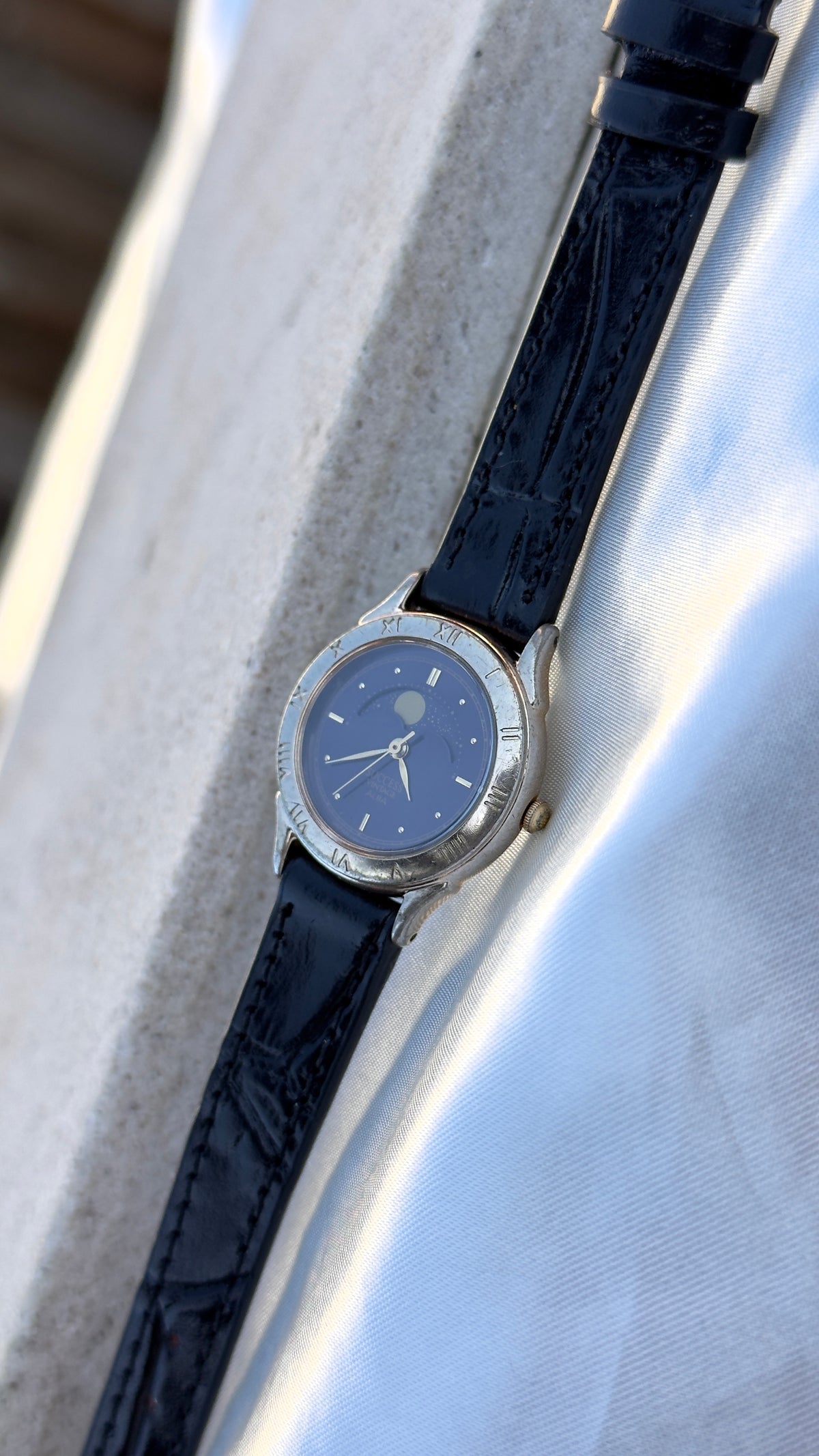 Super Rare Vintage Seiko Alba Watch- Moon Calendar