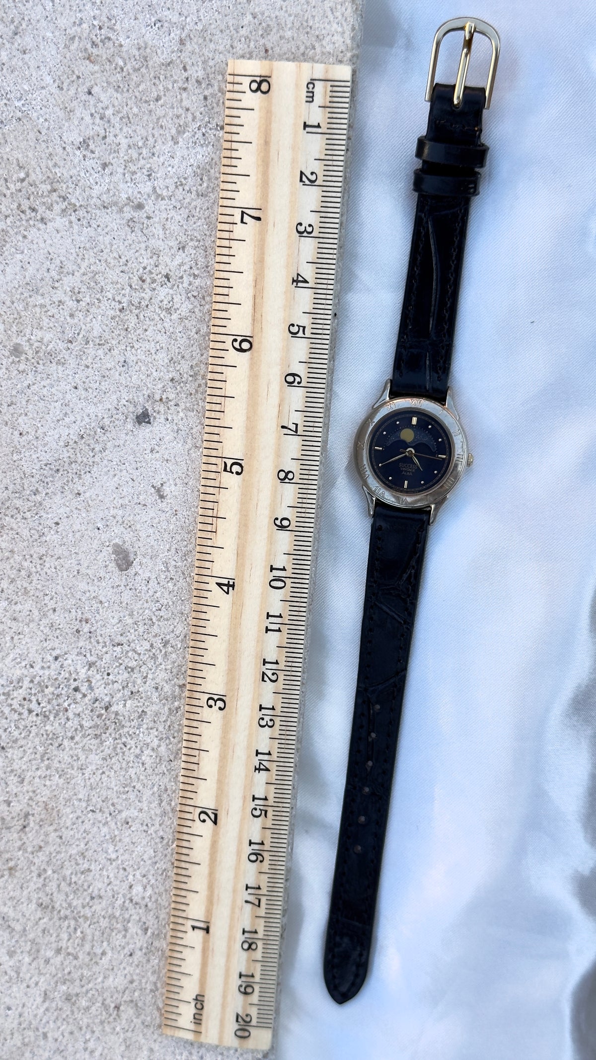 Super Rare Vintage Seiko Alba Watch- Moon Calendar