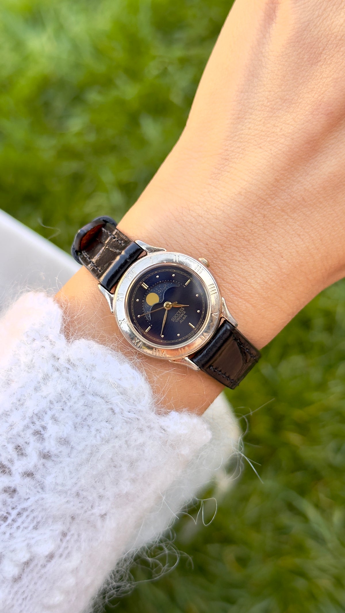 Super Rare Vintage Seiko Alba Watch- Moon Calendar