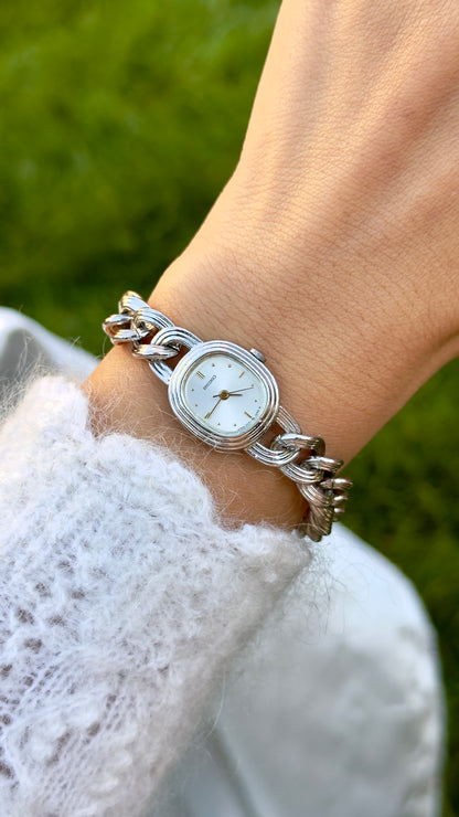 Birth Year Seiko Vintage Watch - Silver Edition - | Personalized Gift for Her