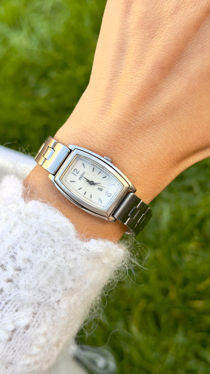 Birth Year Seiko Vintage Watch - Silver Edition - | Personalized Gift for Her