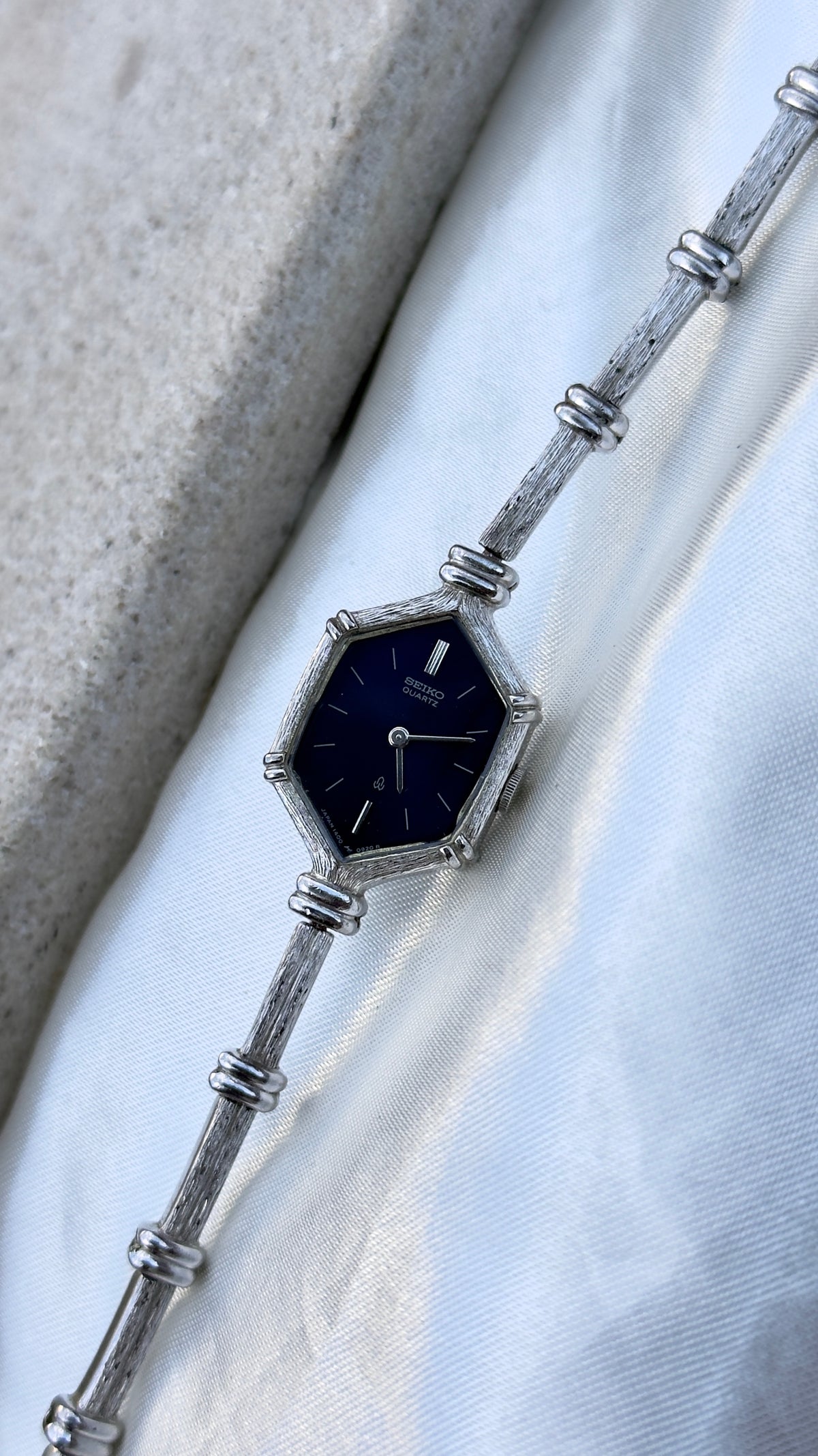 Ultra Rare Seiko Octagon Deep Blue Dial Vintage Watch 1989