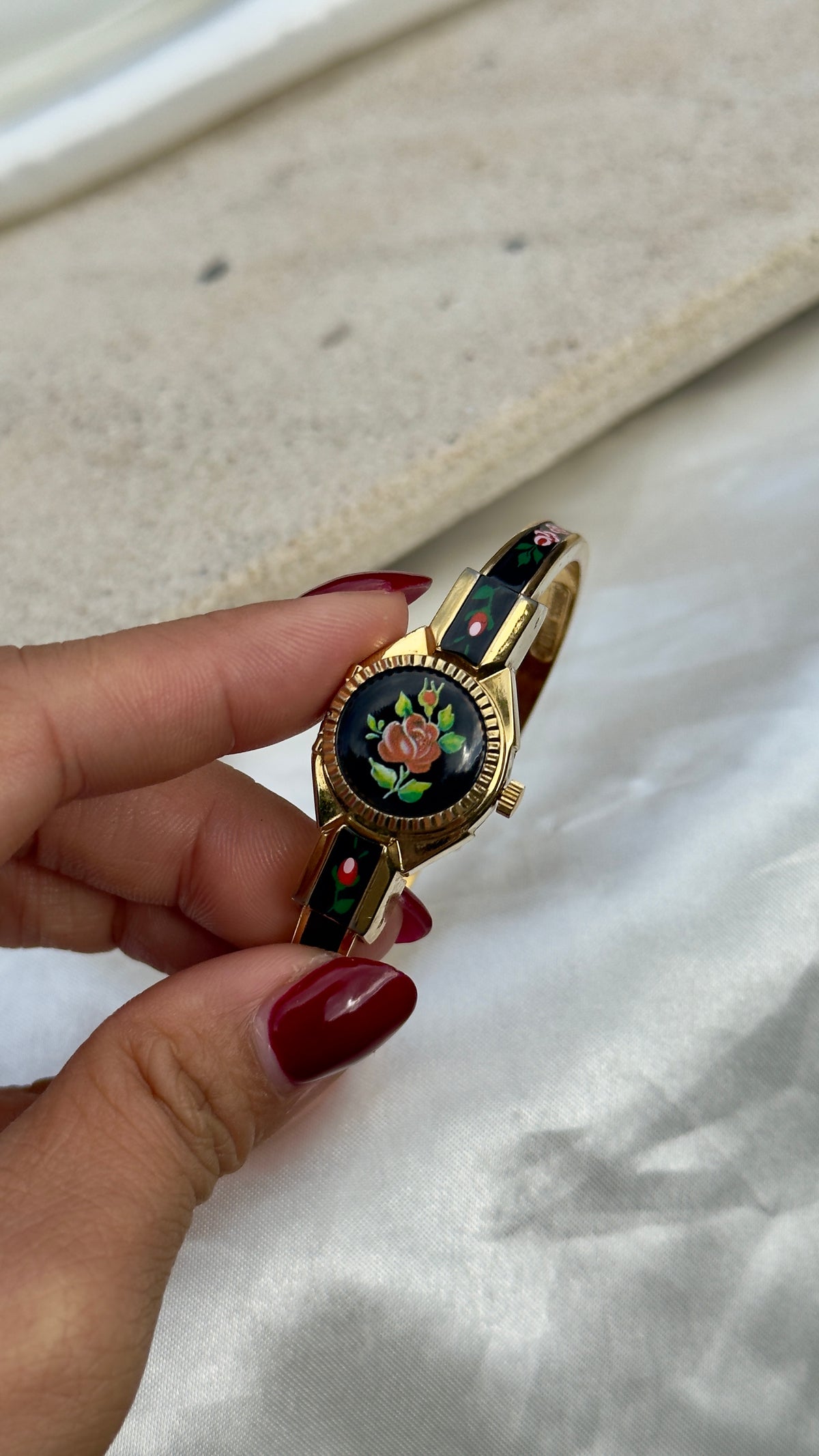 Art Deco Itraco Peekaboo vintage watch - hand painted bangle