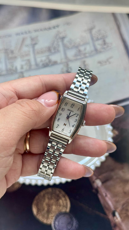 Seiko Neue 1999 vintage watch