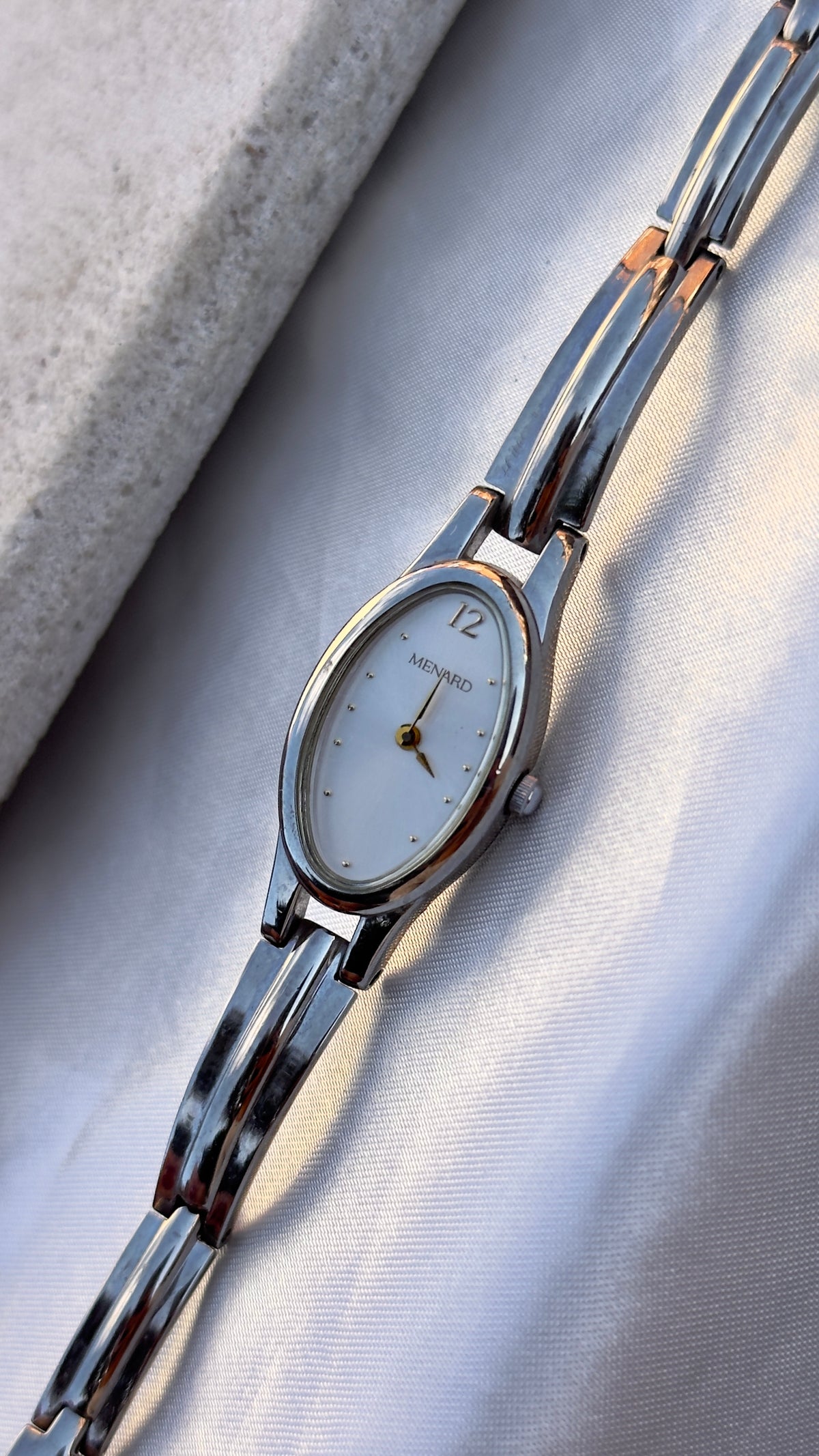 Menard Citizen vintage watch 1990s