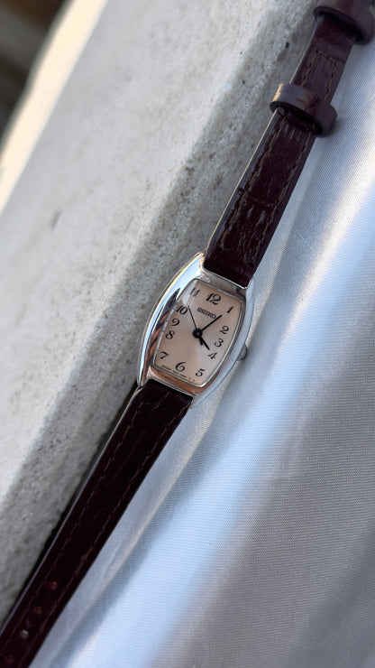 Vintage Seiko Women's Watch 1999 - Near Mint Condition