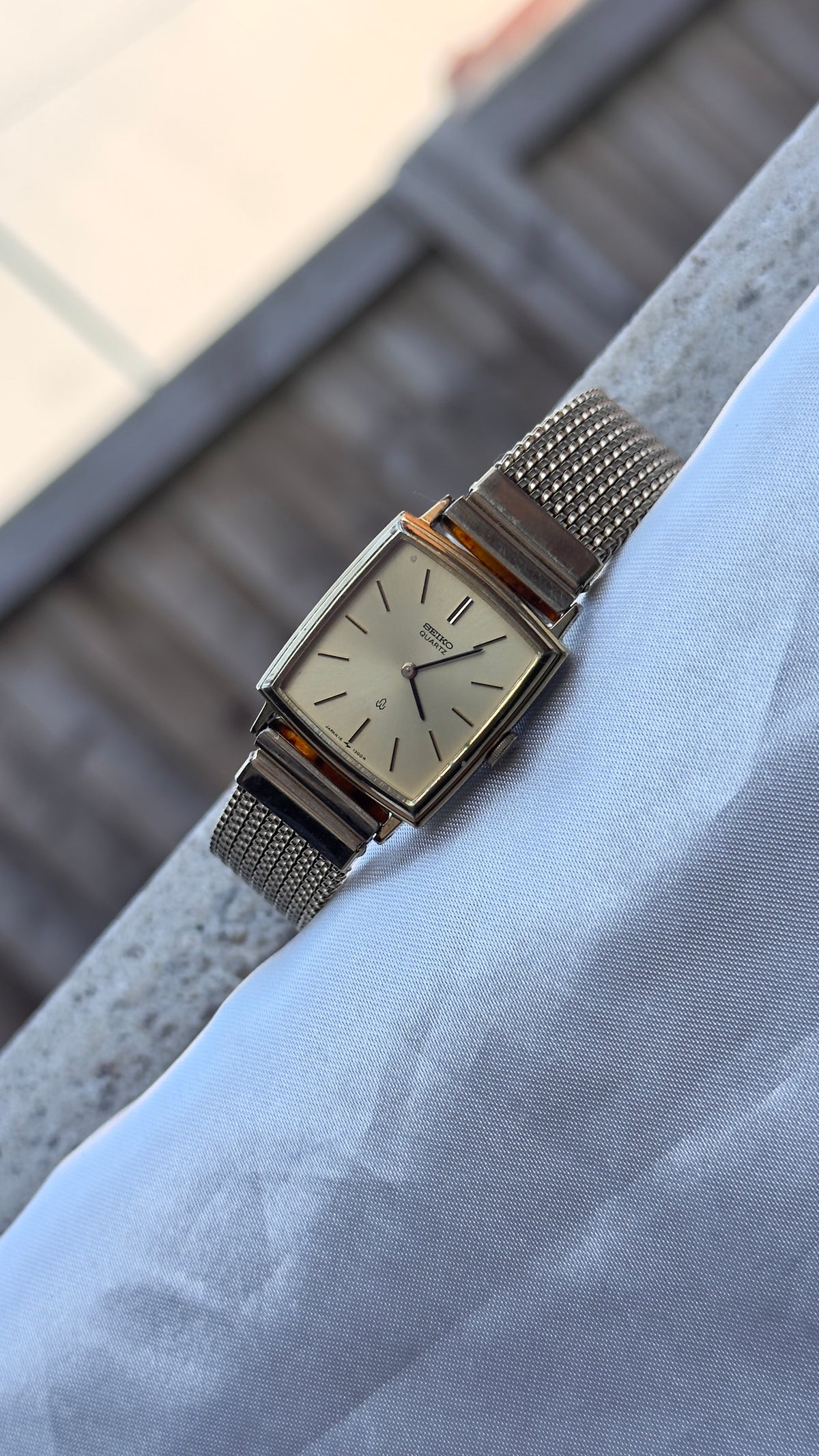Seiko Vintage Tank Watch 1978 - stretch band