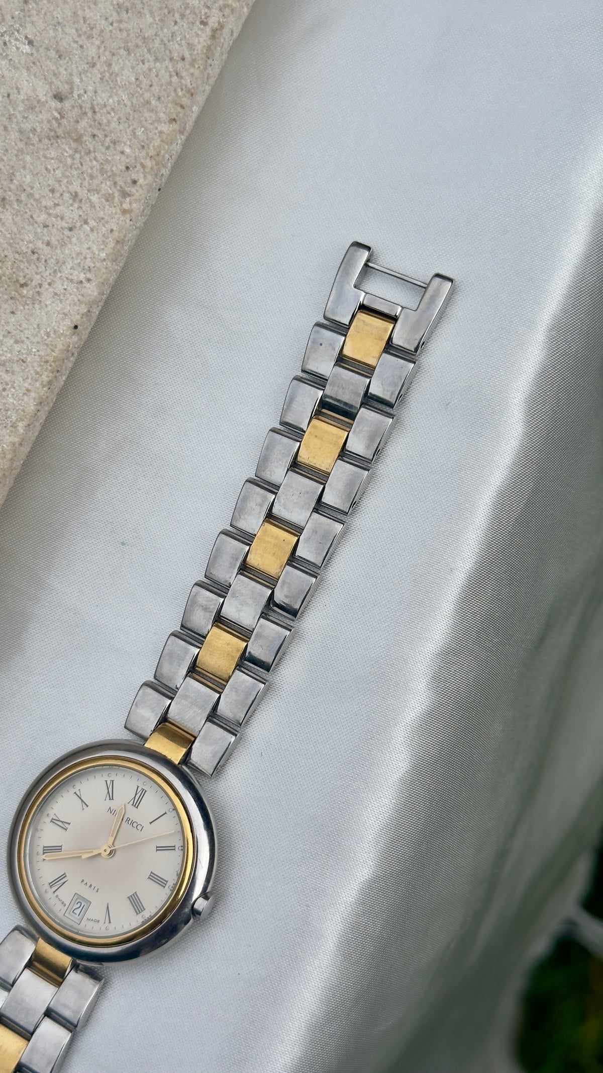 Nina Ricci vintage watch 1990s