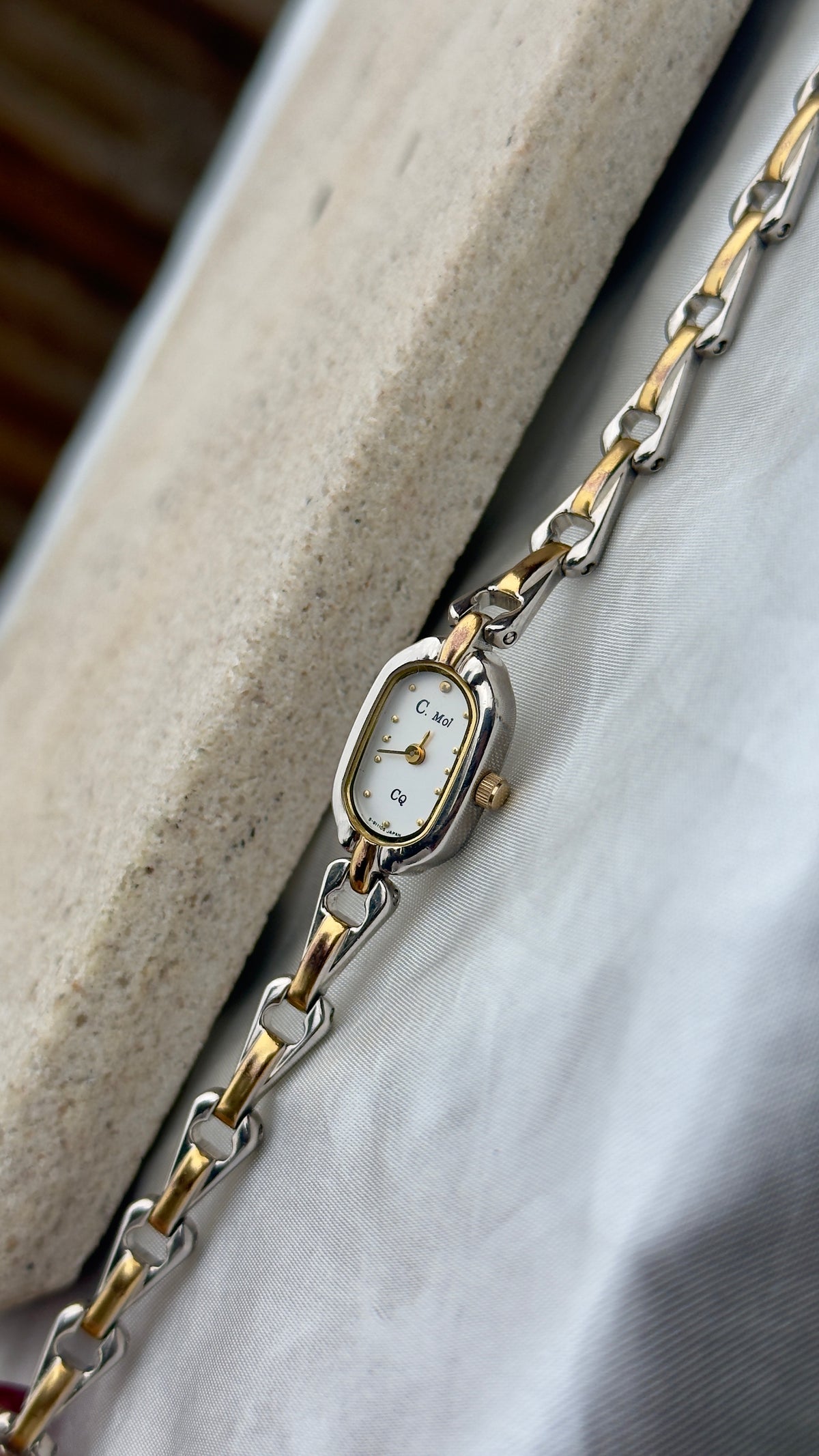 C. Moi CQ Seiko vintage watch - Dainty Case