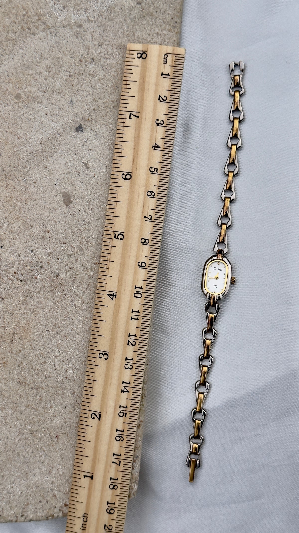 C. Moi CQ Seiko vintage watch - Dainty Case