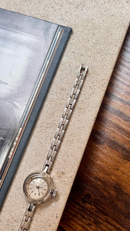 Super Rare 1960s Orient Chanel vintage watch - White gold plated