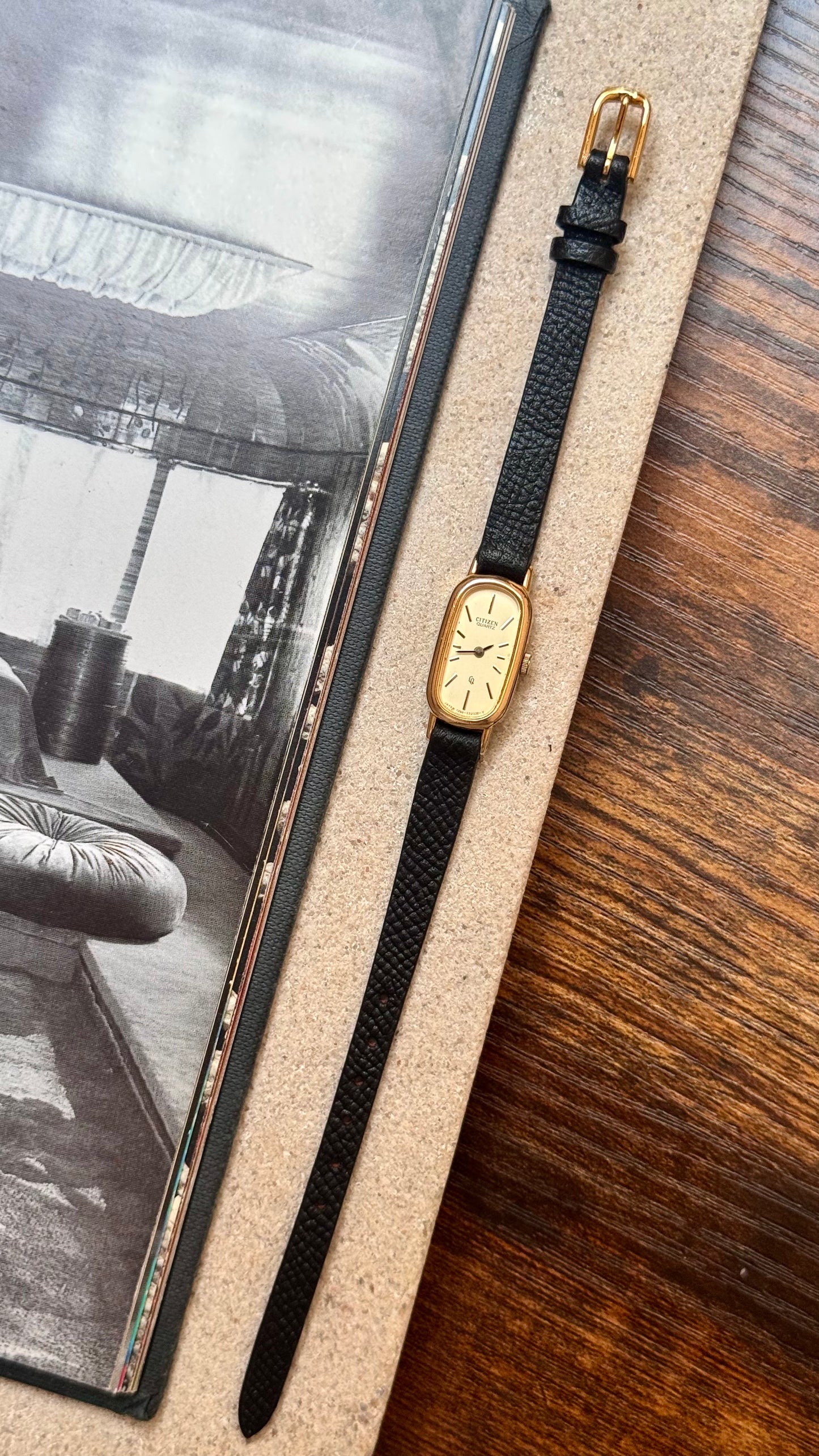 Ultra Slim Citizen vintage watch 1990