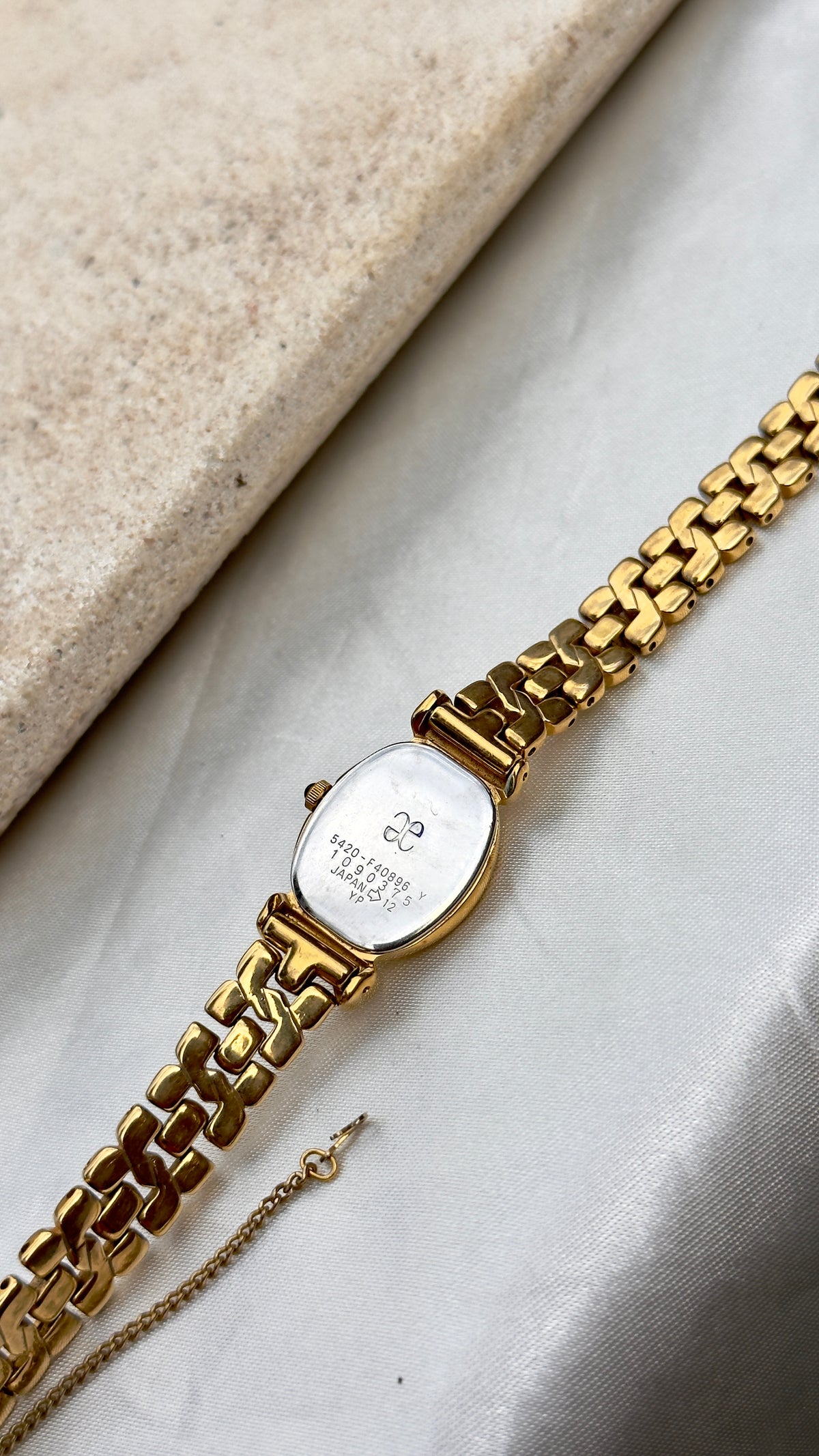 1991 Citizen Elegance Vintage Watch - Gold Plated, Near Mint