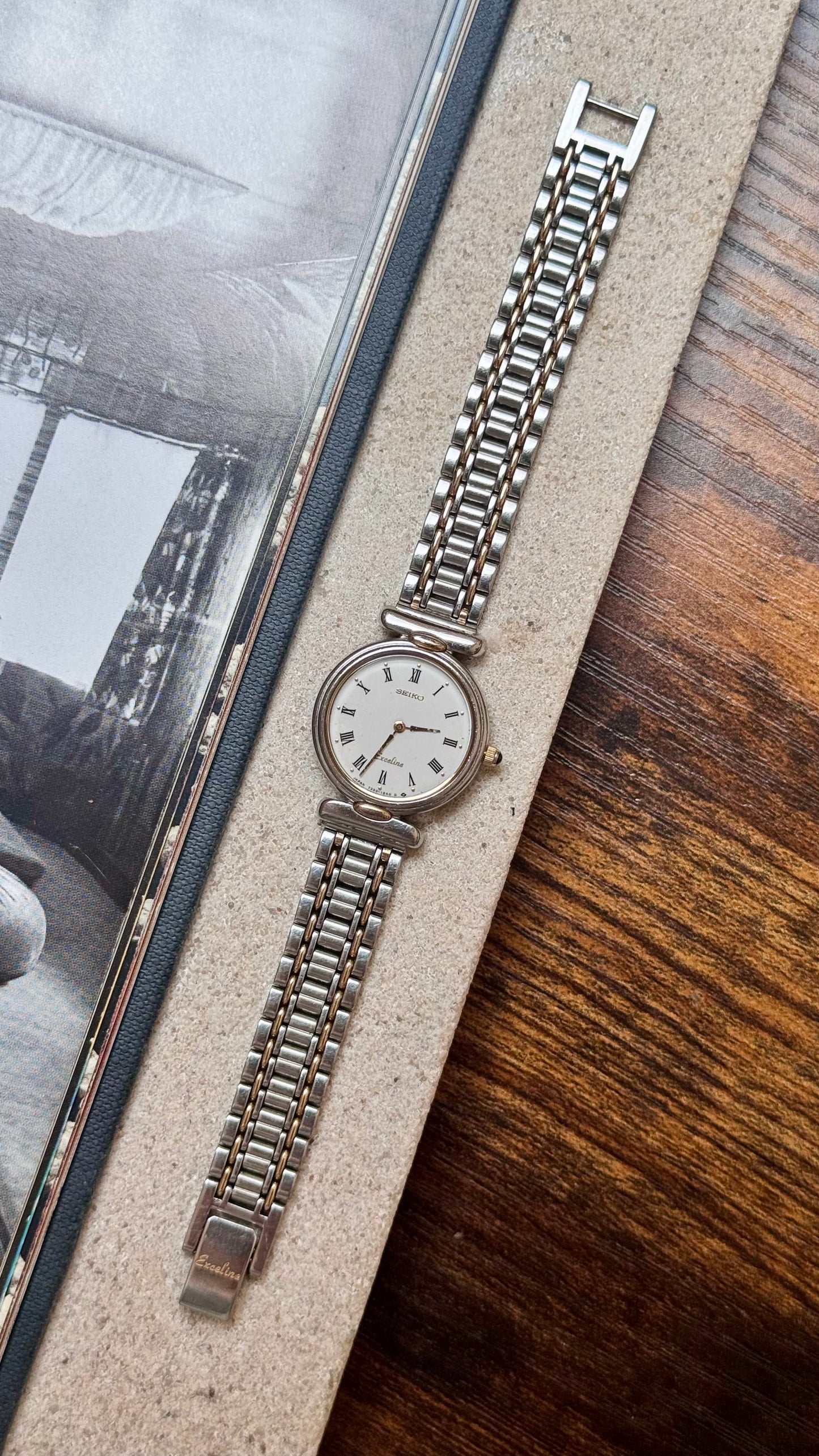 1997 Vintage Seiko Exceline Watch - Roman Dial