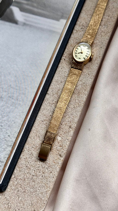 Seiko mechanical vintage watch 1960s