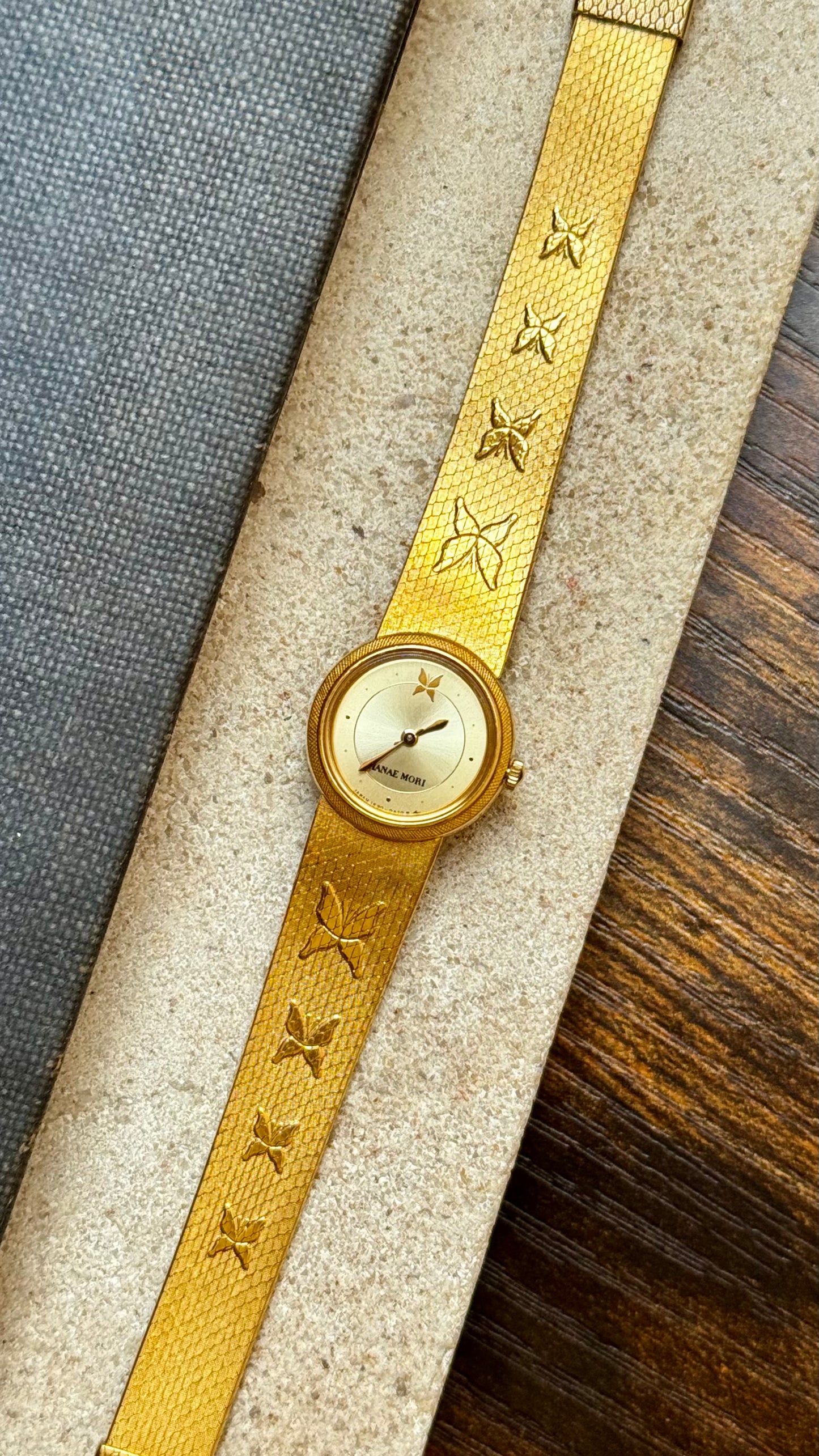 Hanae Mori Seiko vintage watch - Gold Plated