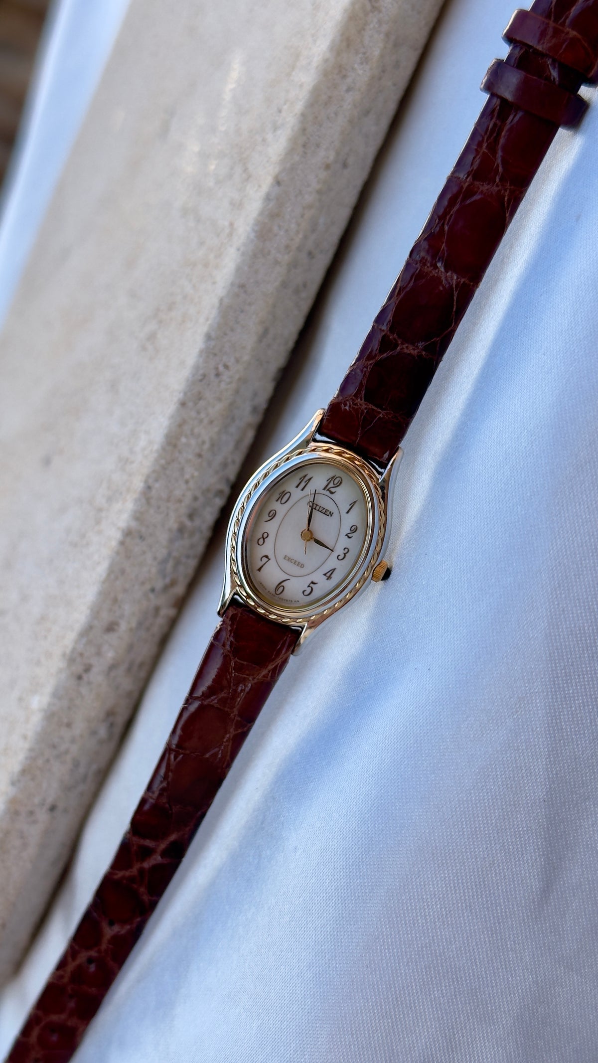 Super Rare Citizen Exceed Duratech vintage watch 1998 - Gold Plate, Mint Condtion with tag