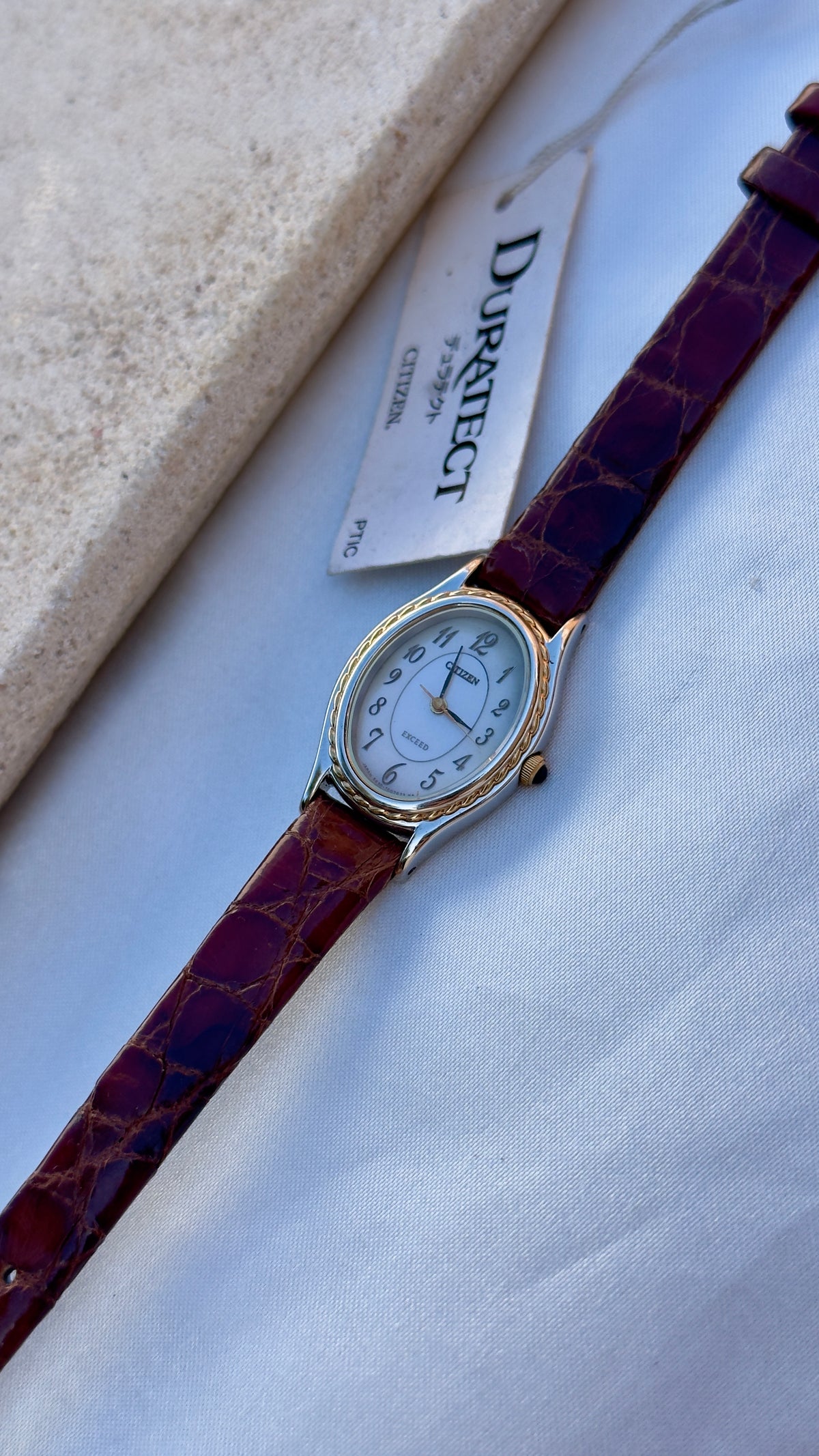 Super Rare Citizen Exceed Duratech vintage watch 1998 - Gold Plate, Mint Condtion with tag