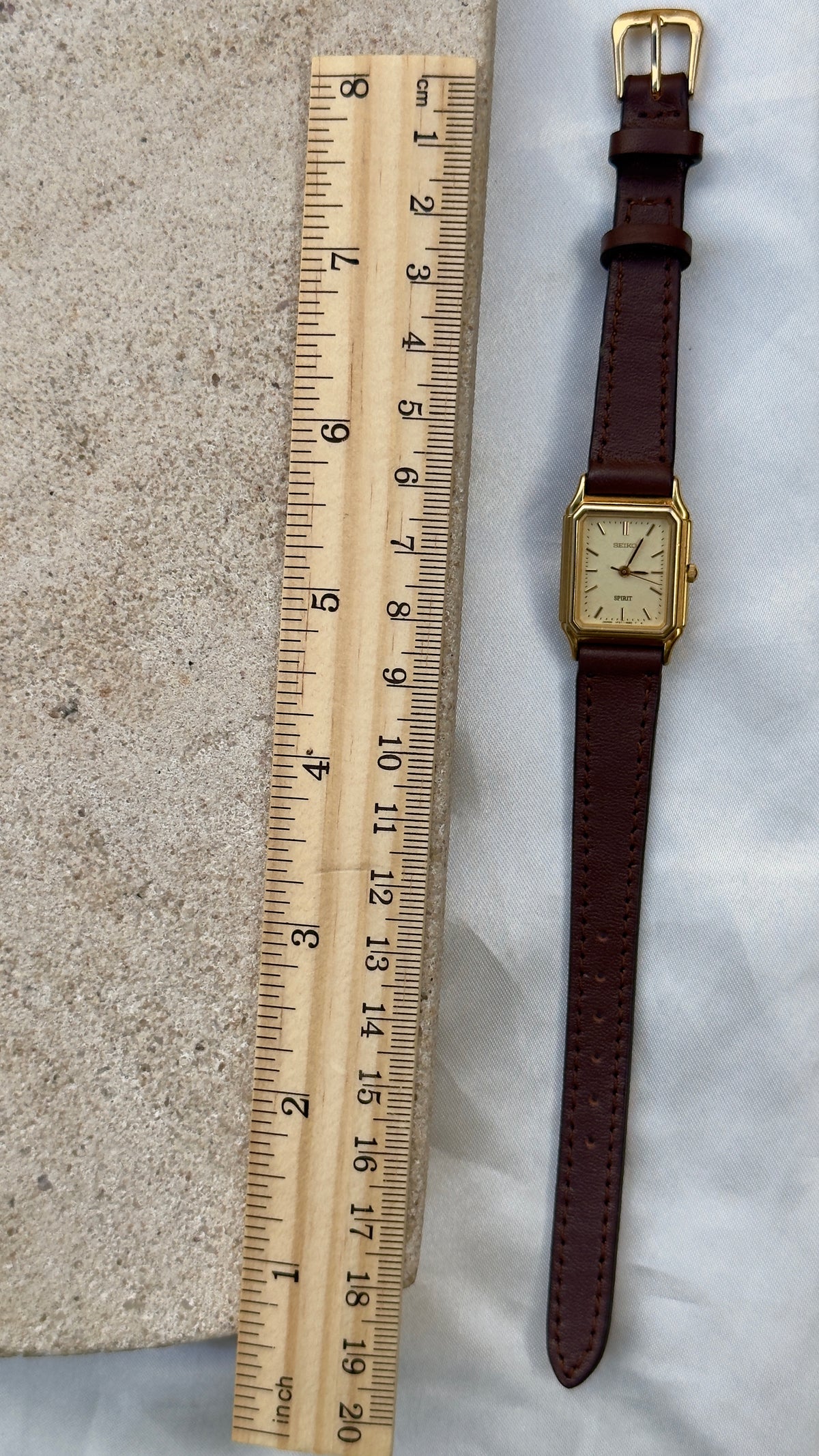 Vintage Seiko Women's Tank Watch 1994 - Gold Plated