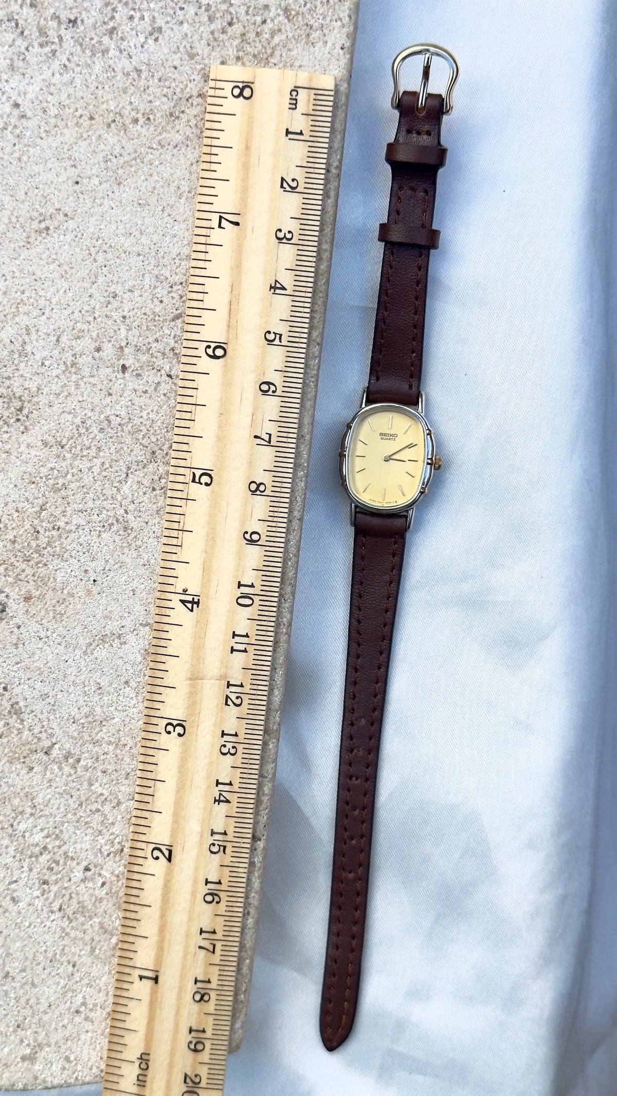 Vintage Seiko Women's Oval Watch 1981 - Gold&Palladium Plated