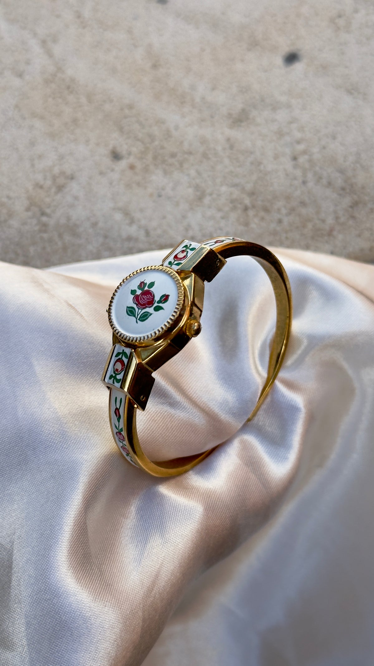 Art Deco Rapport Peekaboo vintage watch - hand painted bangle